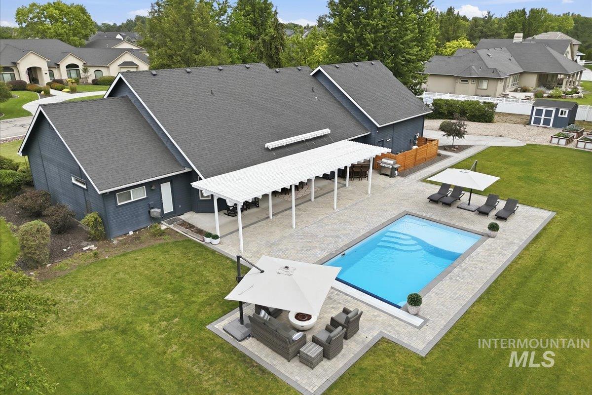 main property photo 48
