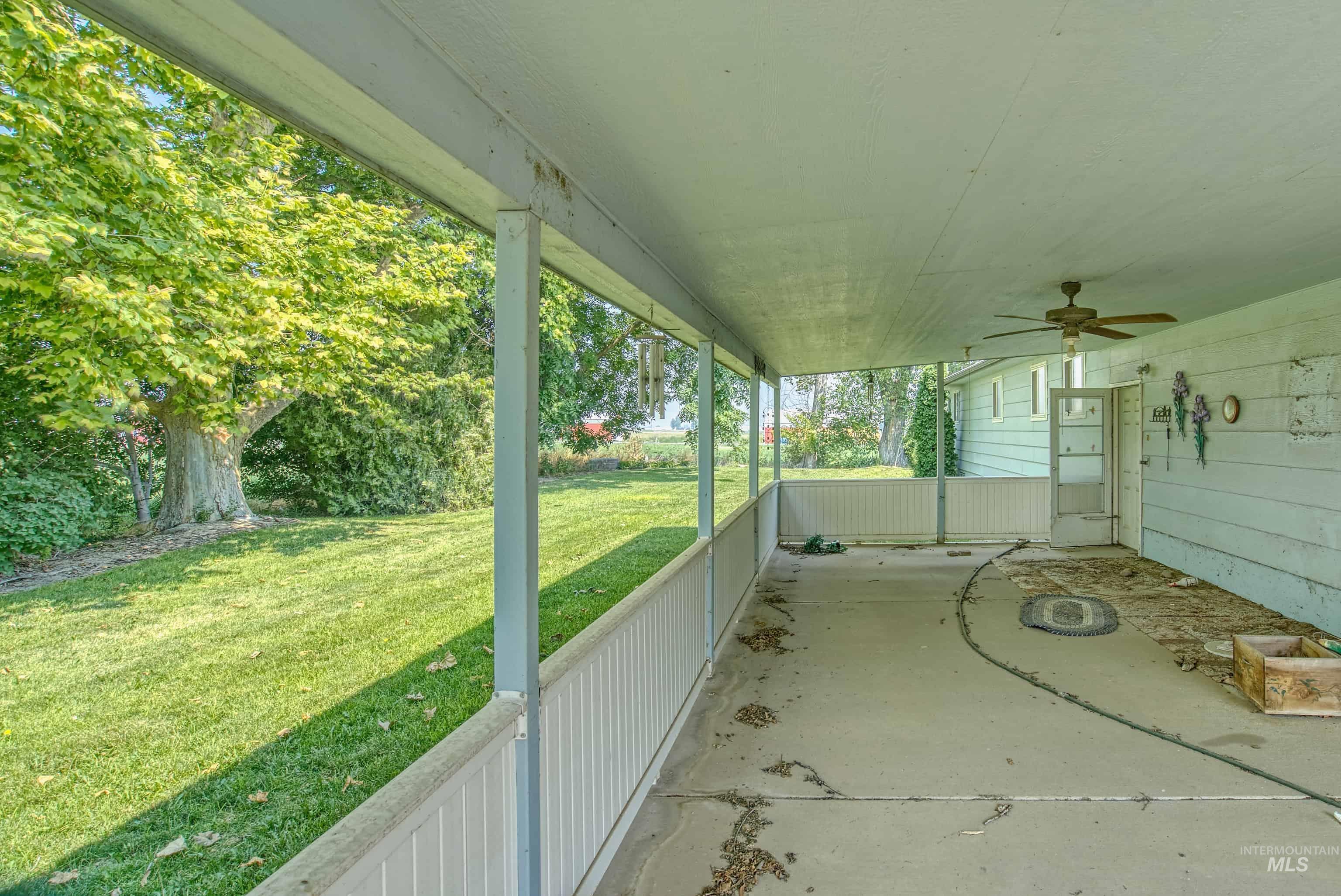 main property photo 39