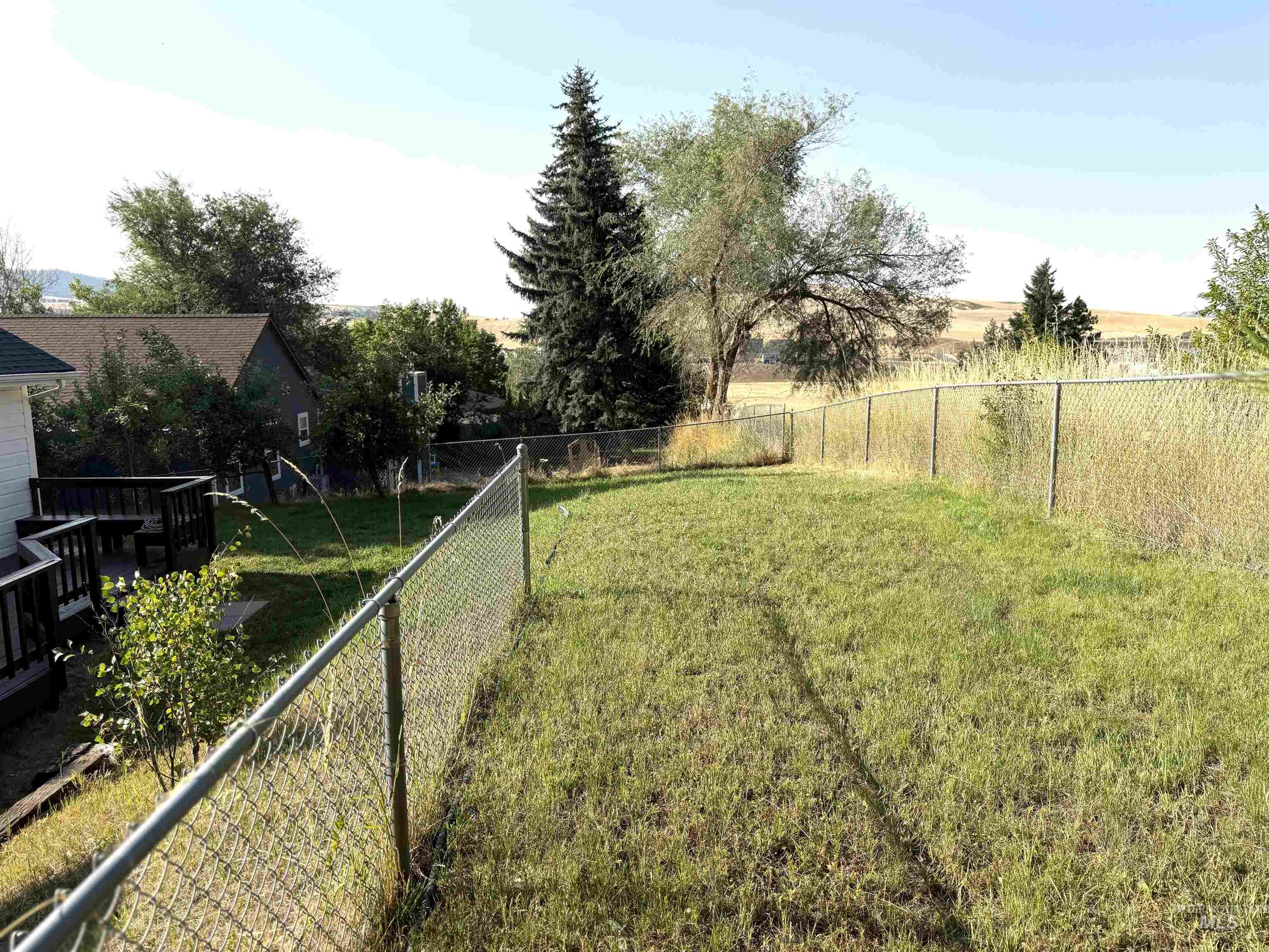 main property photo 22