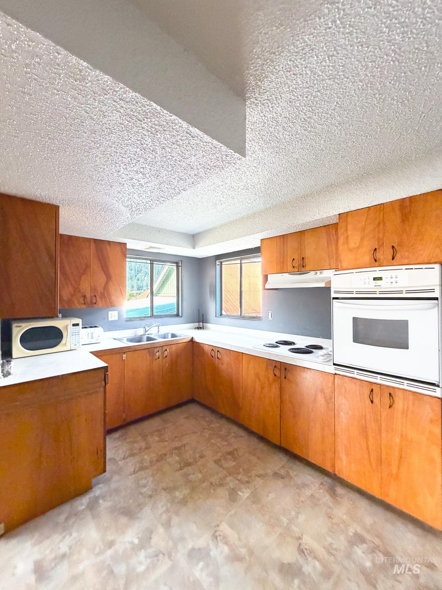 property viewer photo 1