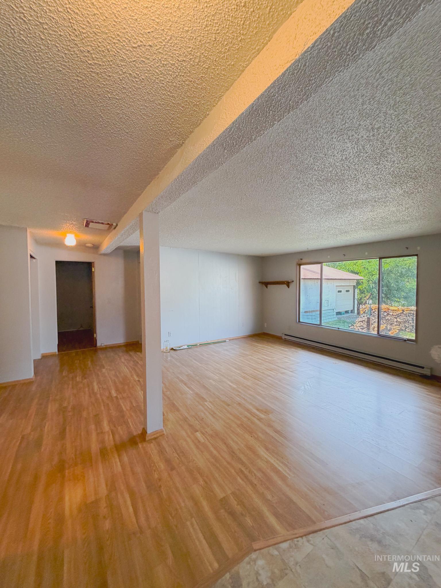 property viewer photo 13