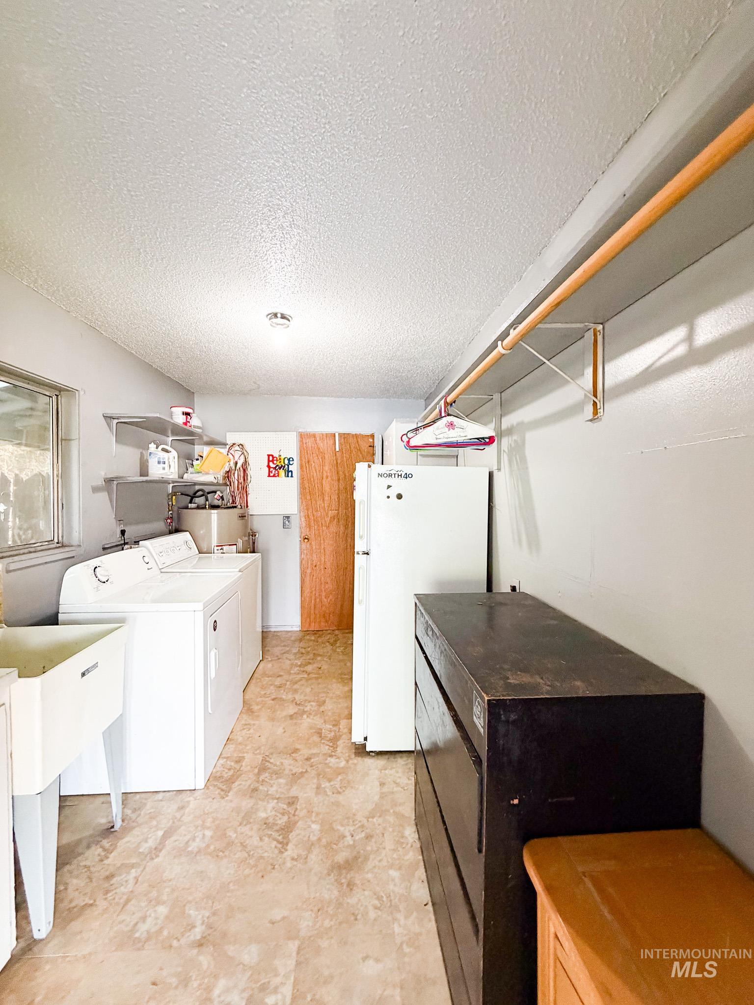 property viewer photo 15