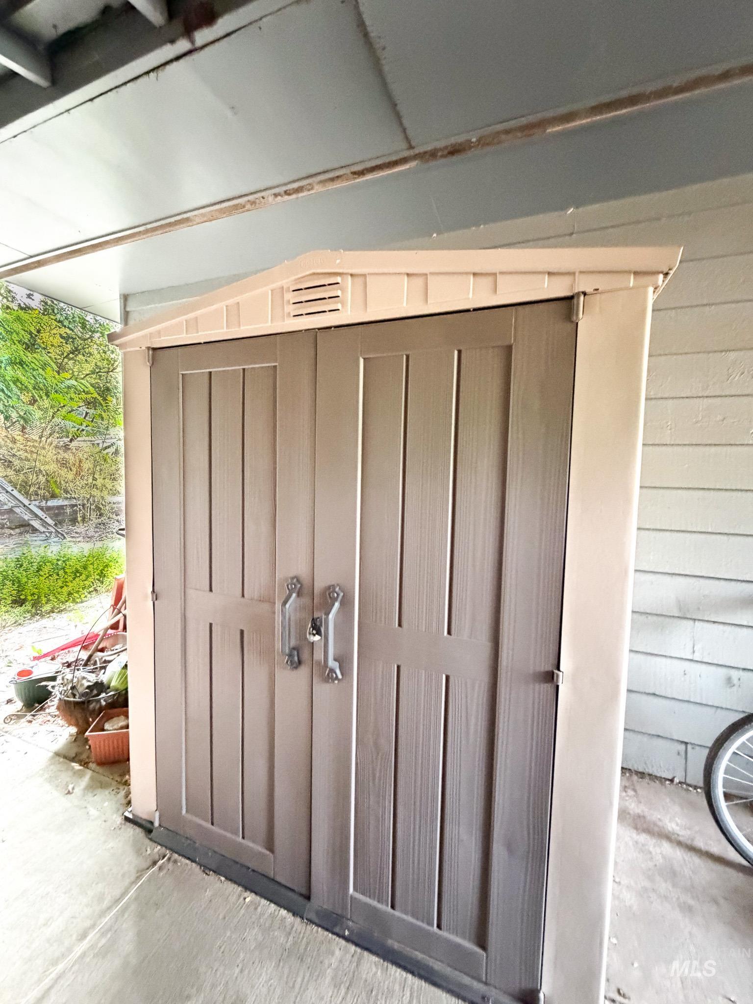 property viewer photo 21