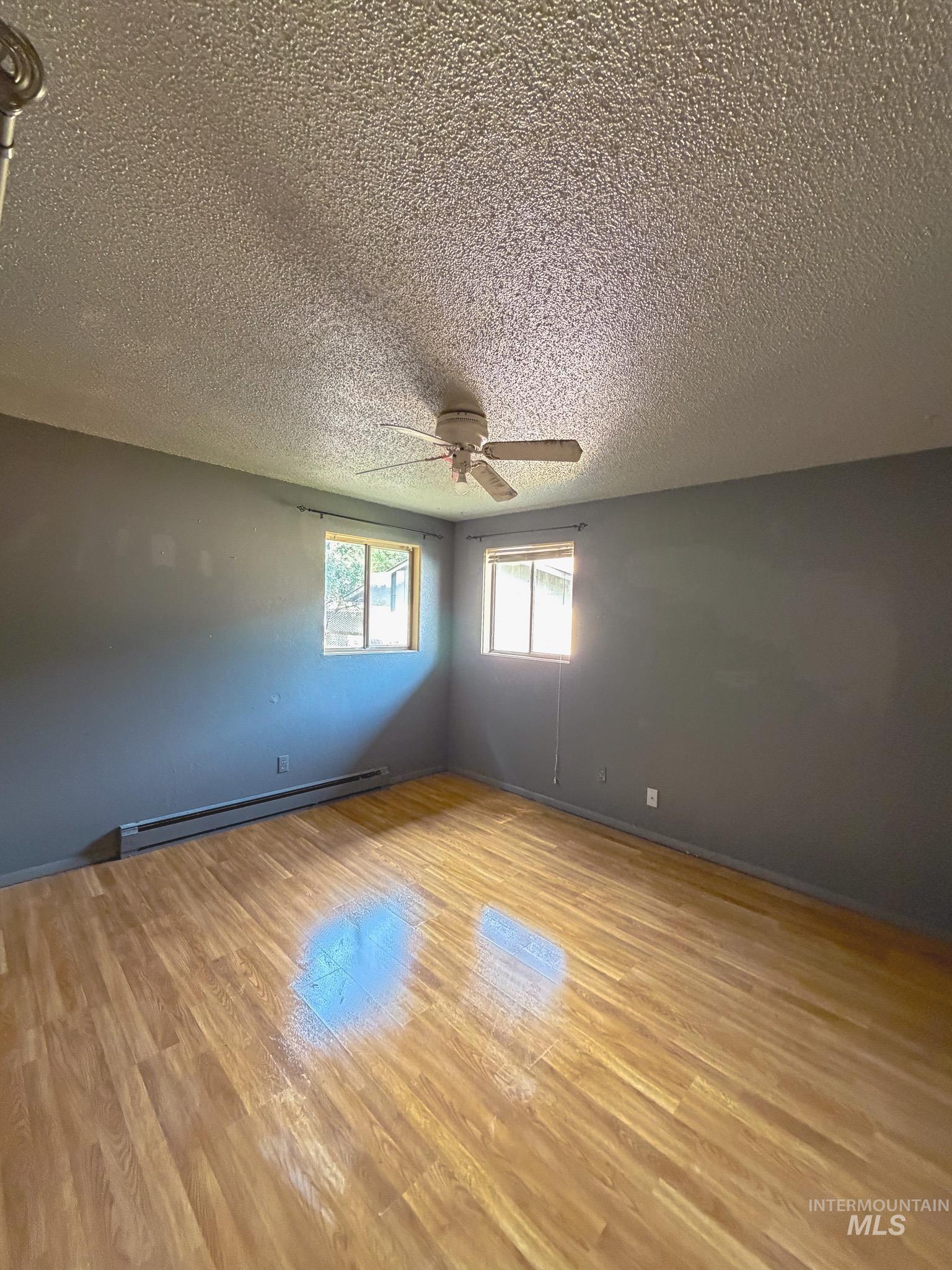 property viewer photo 8