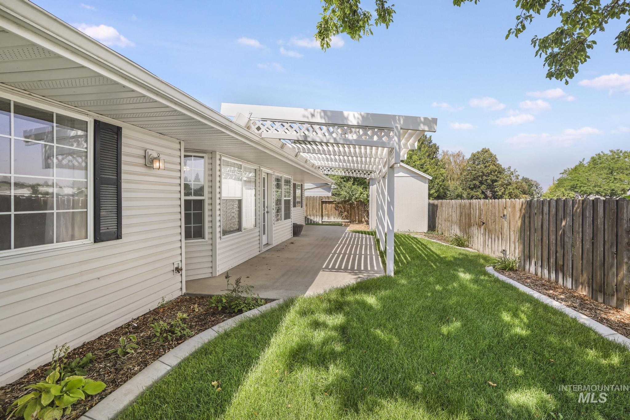main property photo 15