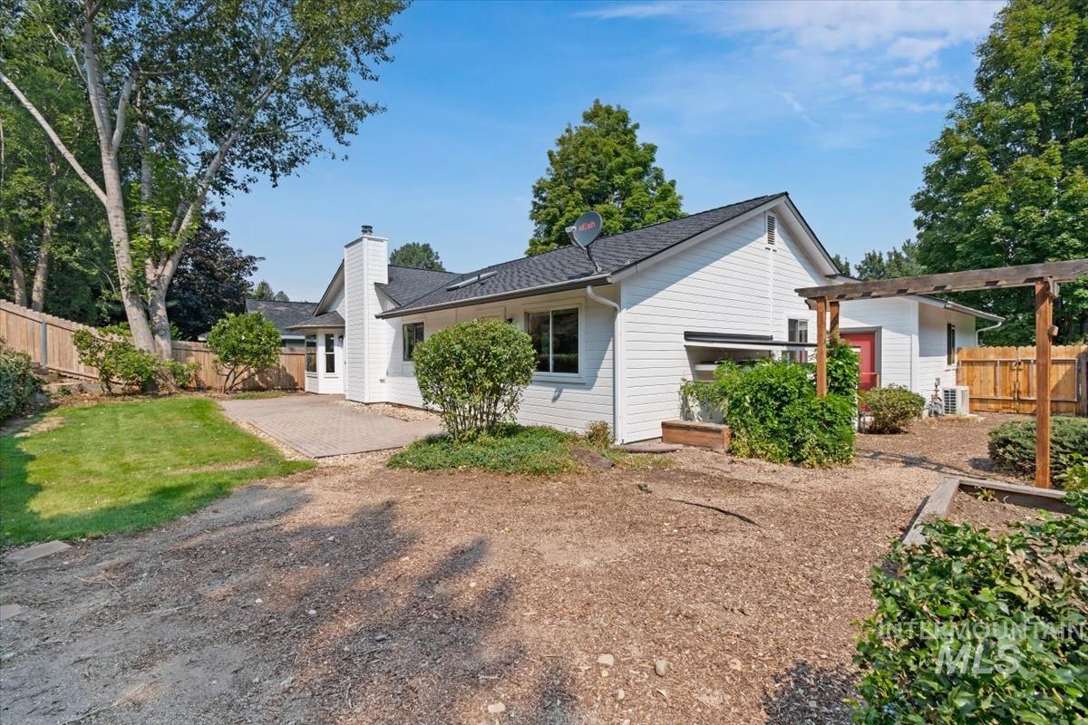 property viewer photo 10
