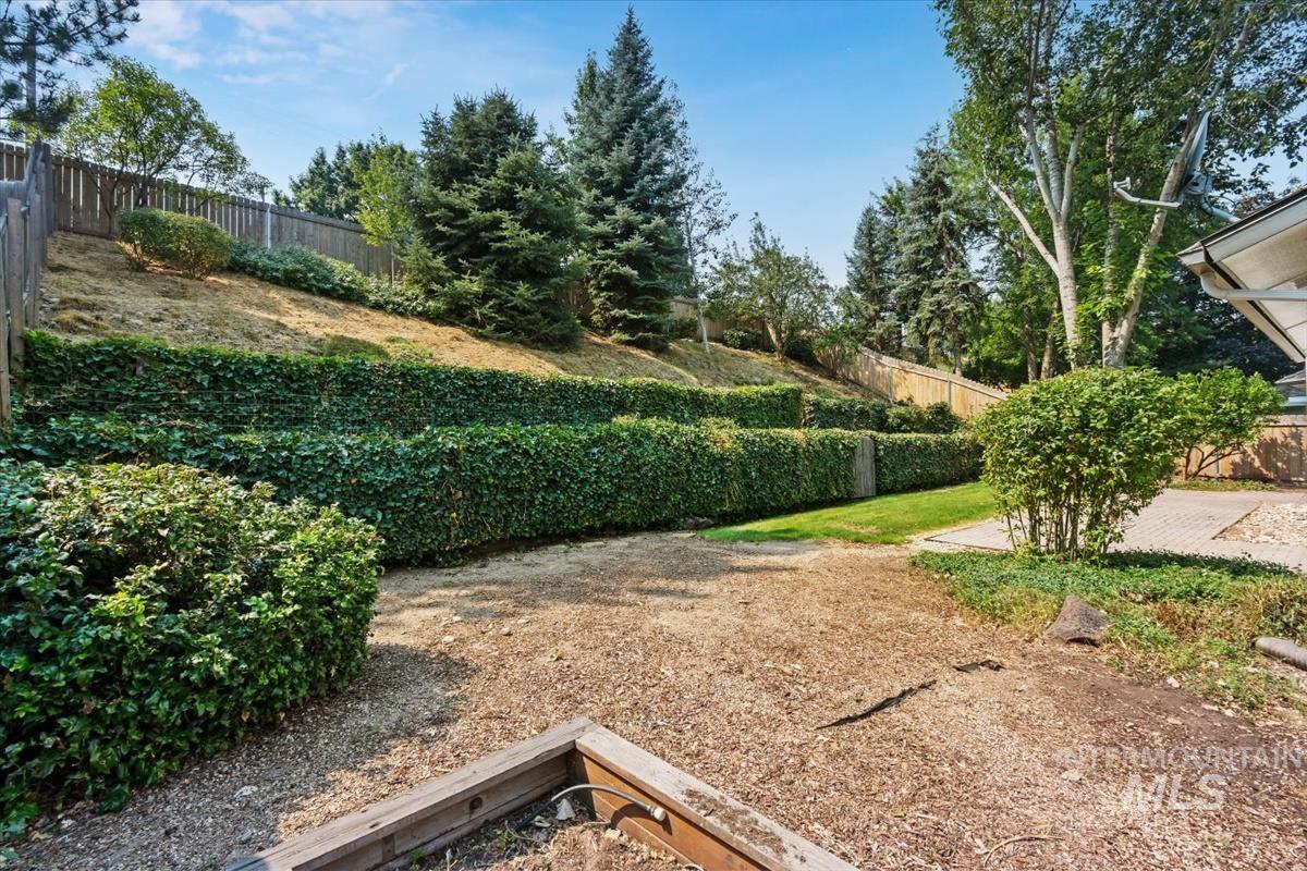 property viewer photo 11