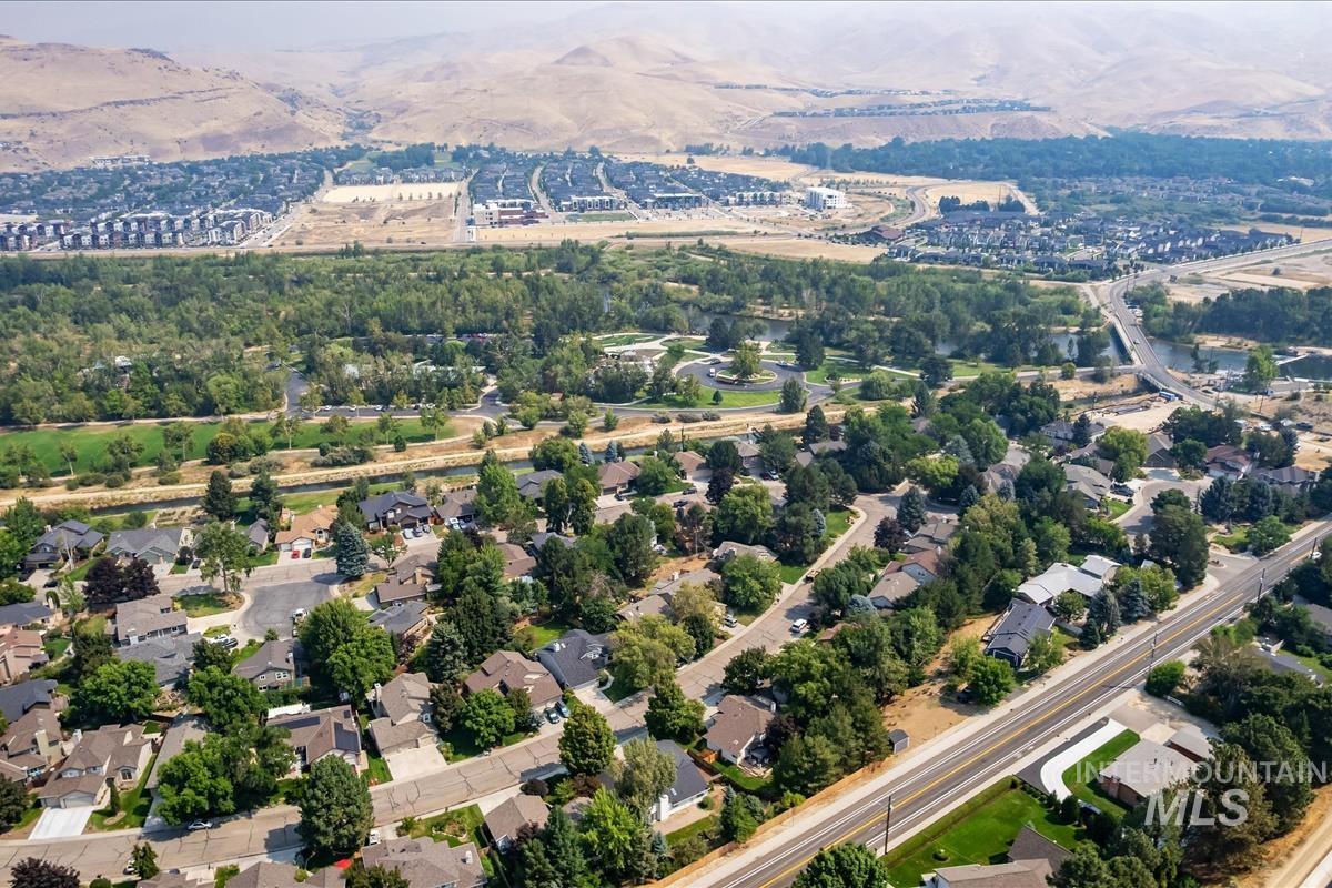 property viewer photo 13