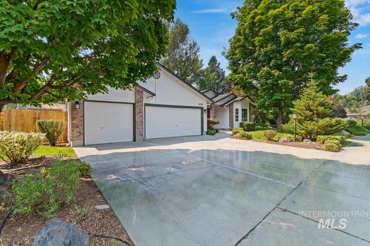 property viewer photo 2