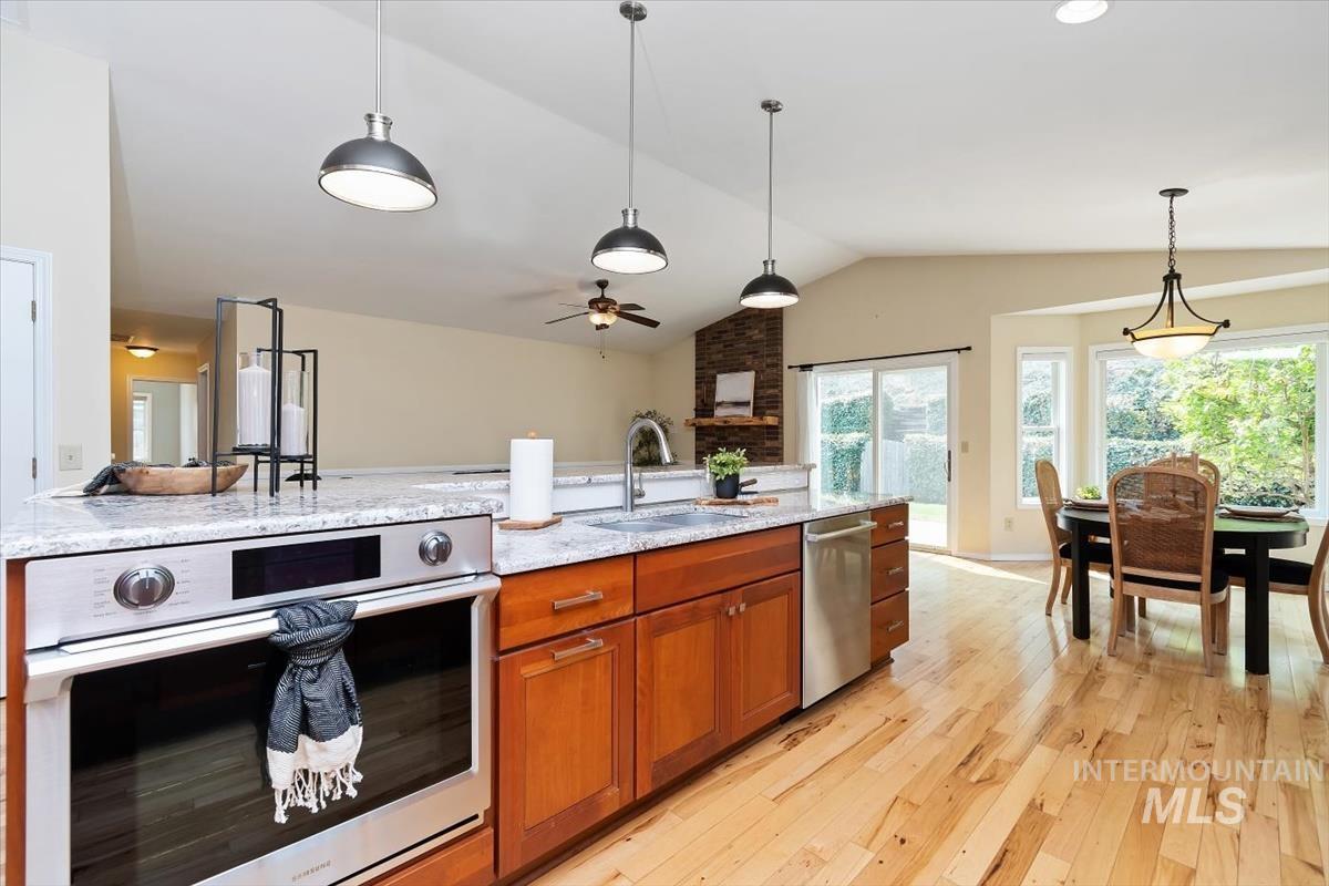 property viewer photo 26