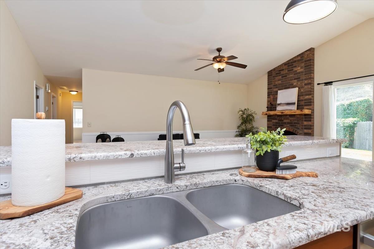 property viewer photo 28