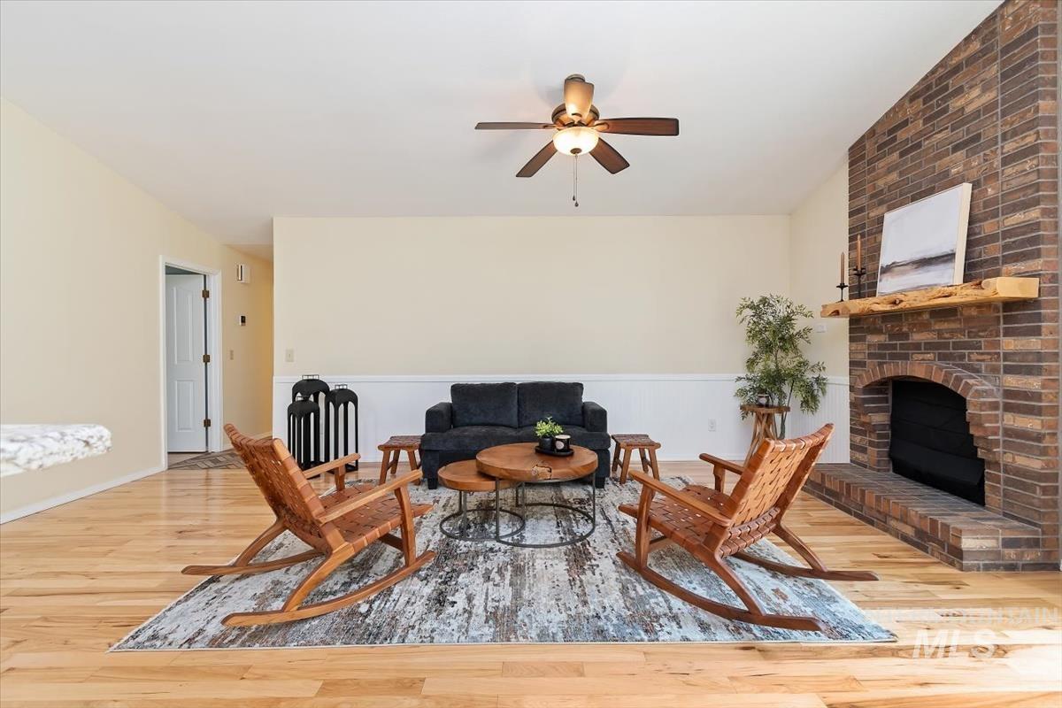 property viewer photo 29