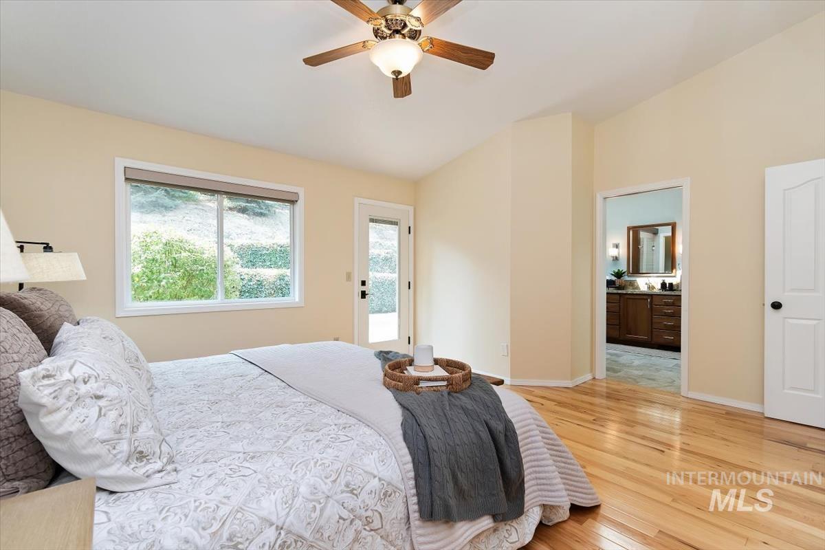 property viewer photo 39