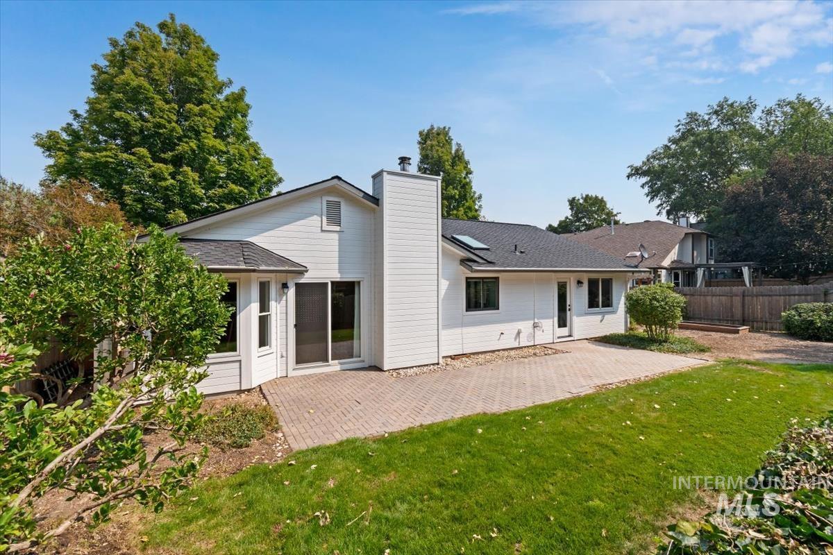 property viewer photo 8