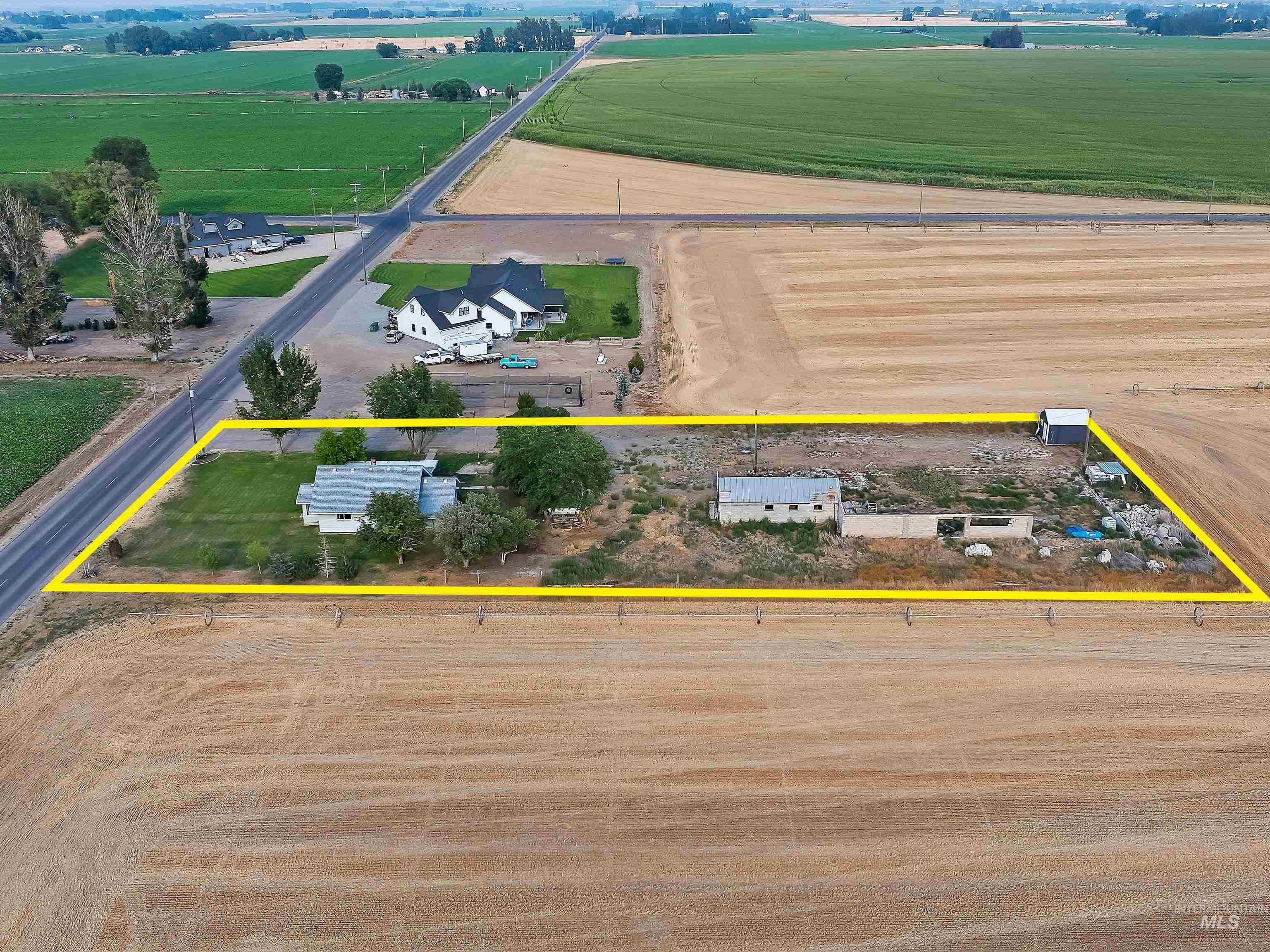 main property photo 35
