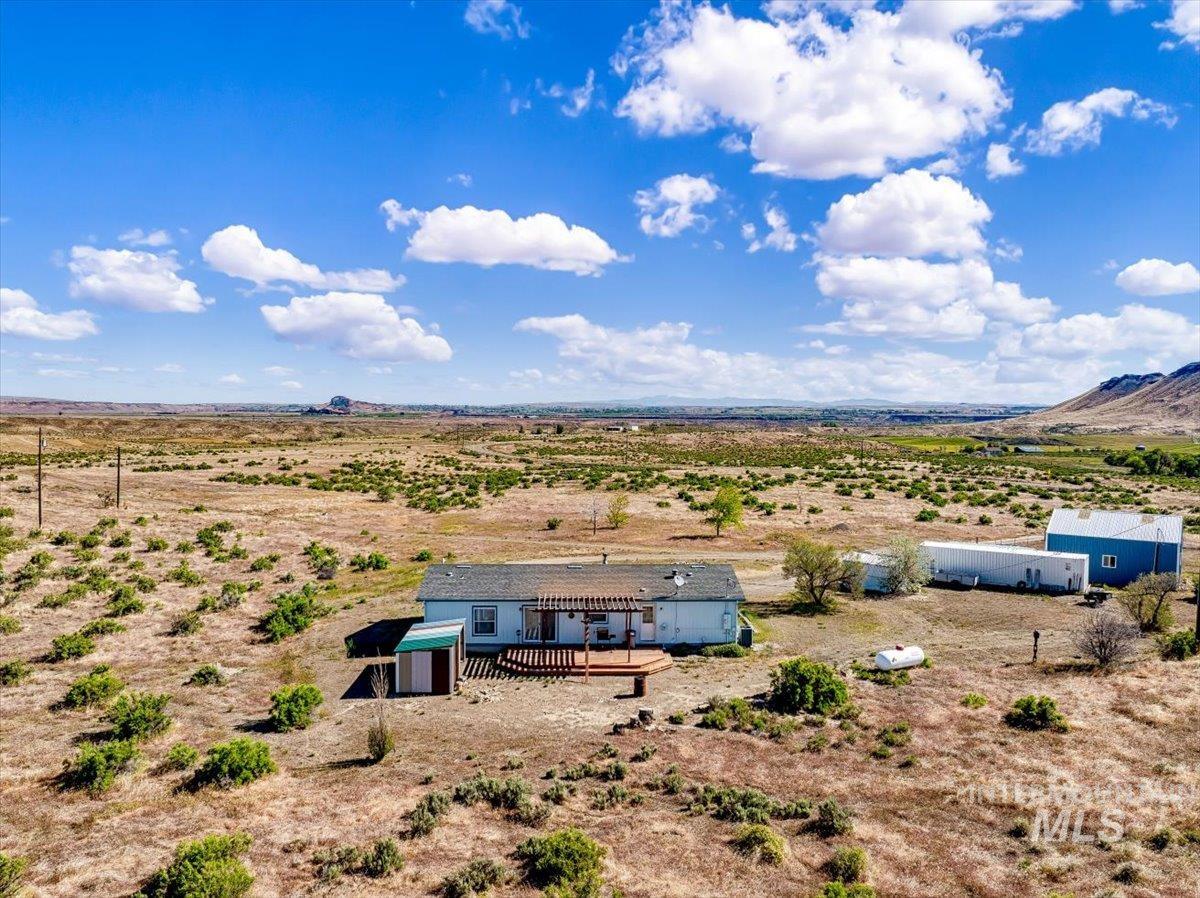 main property photo 11