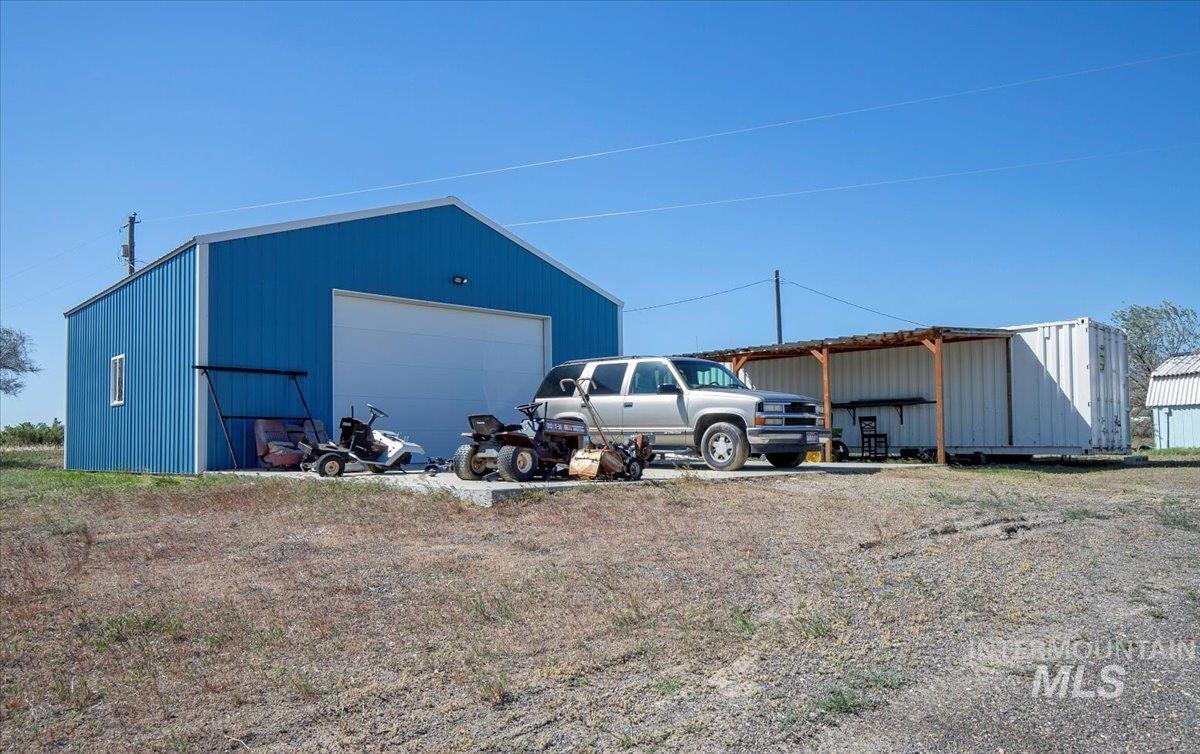 main property photo 15