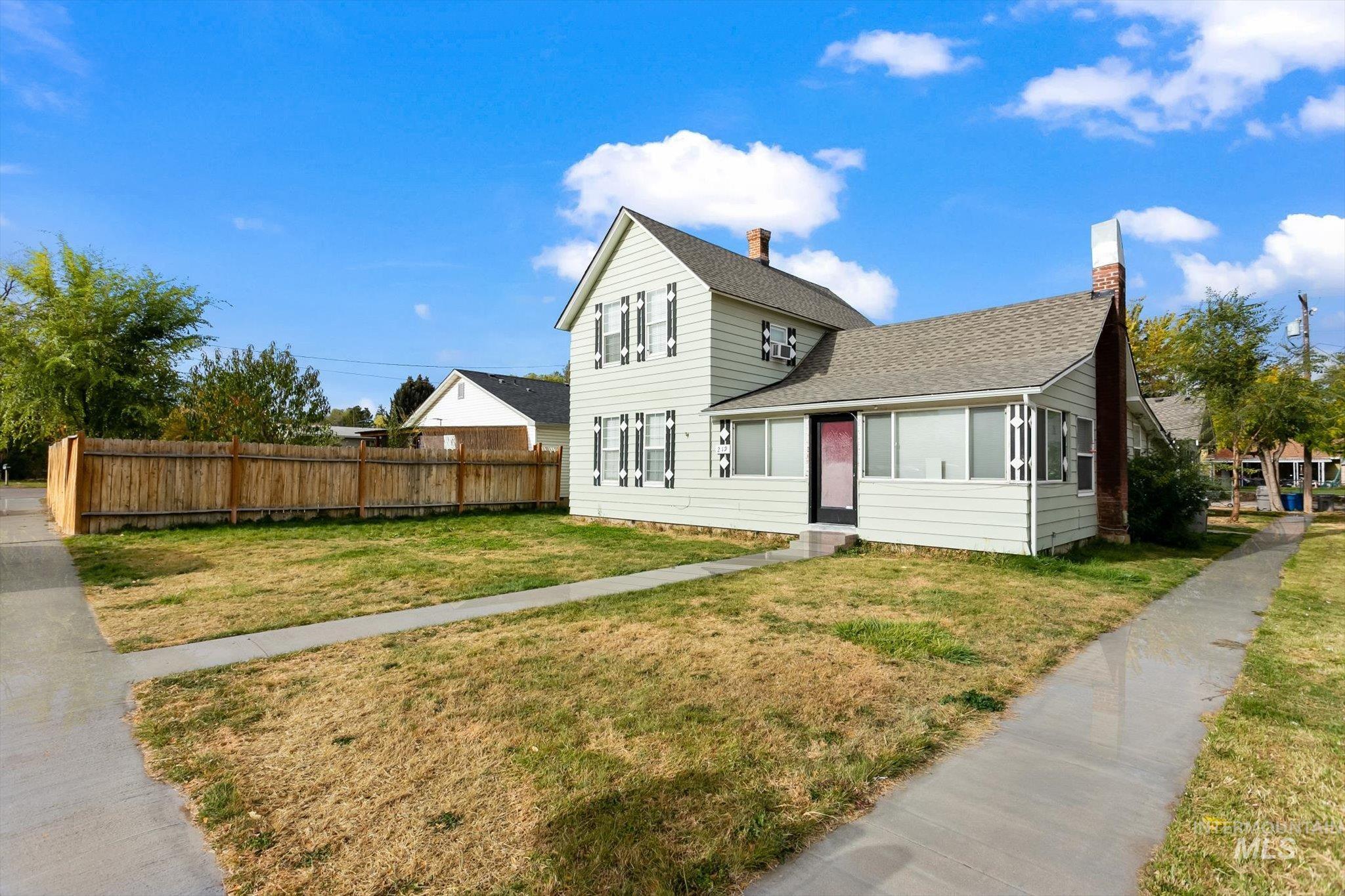 main property photo 2