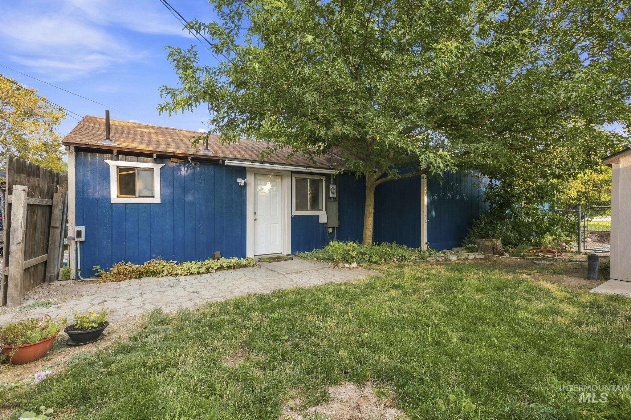 main property photo 21