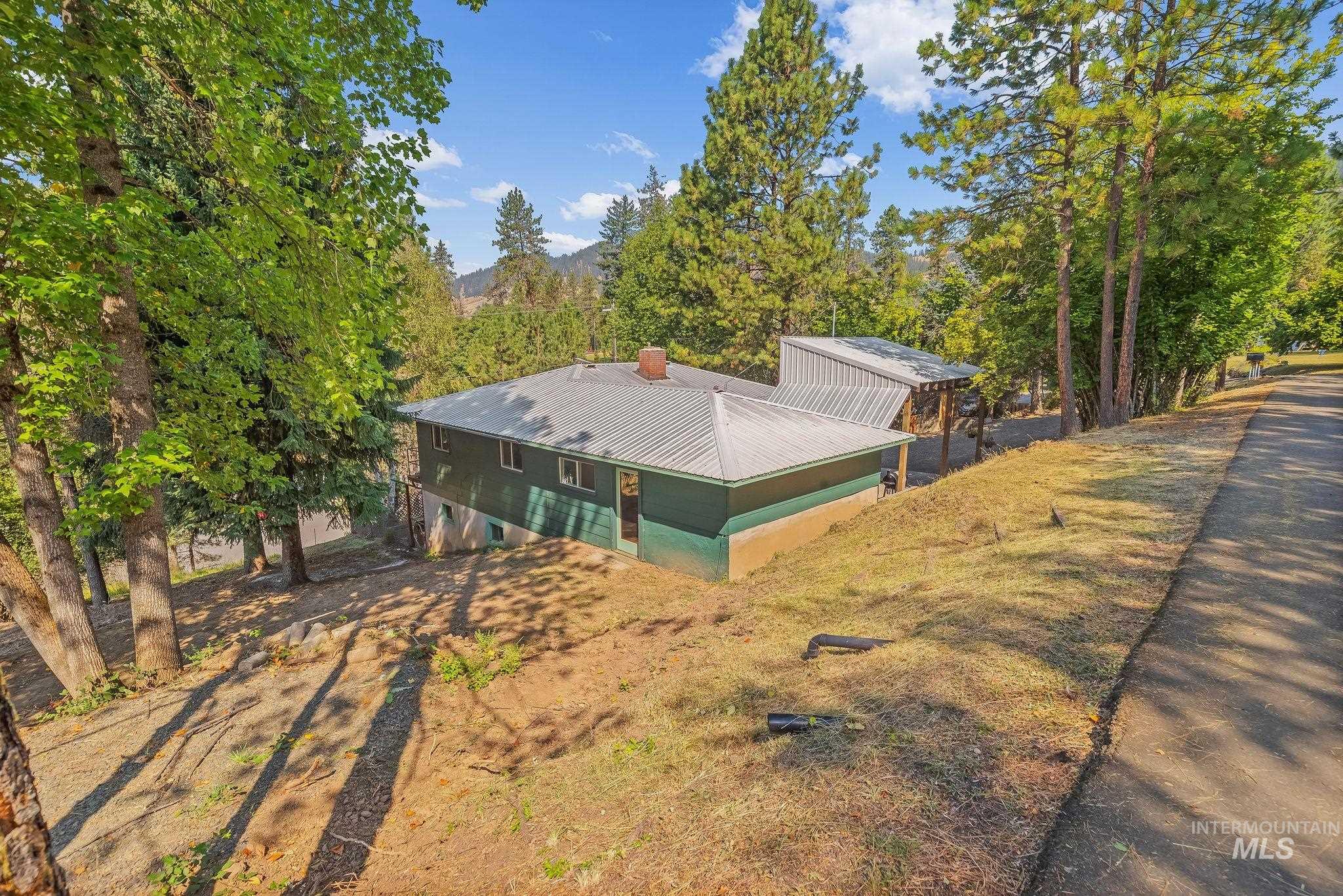 main property photo 34