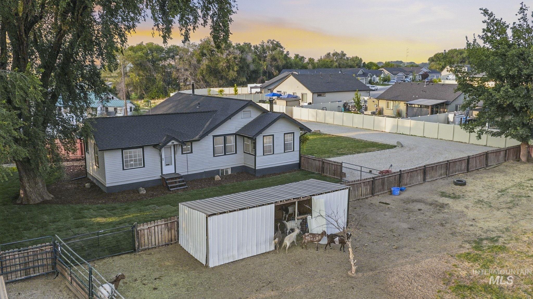 main property photo 43