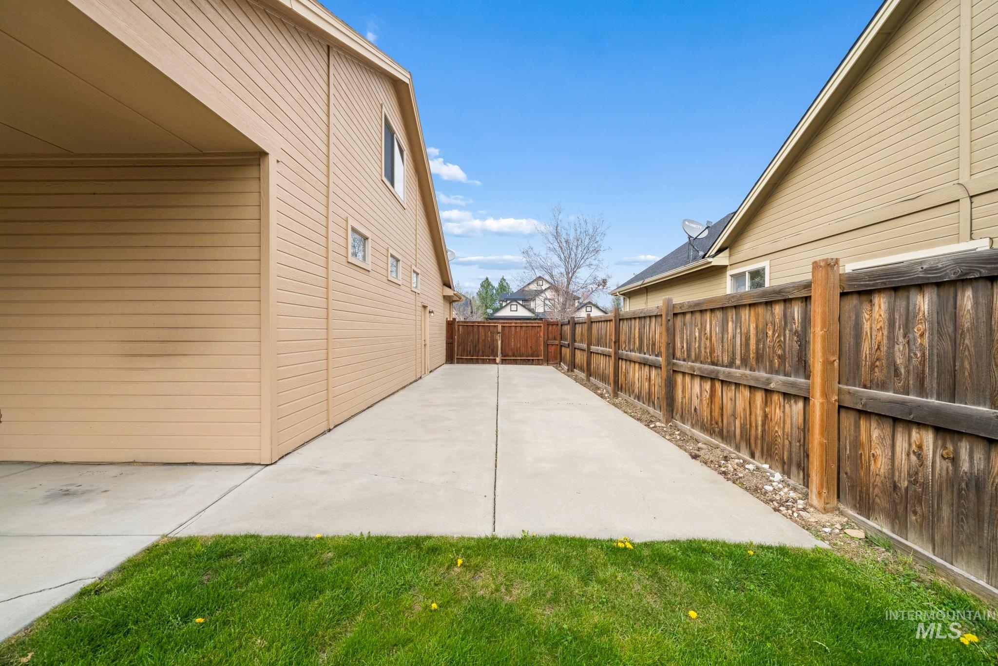 main property photo 45