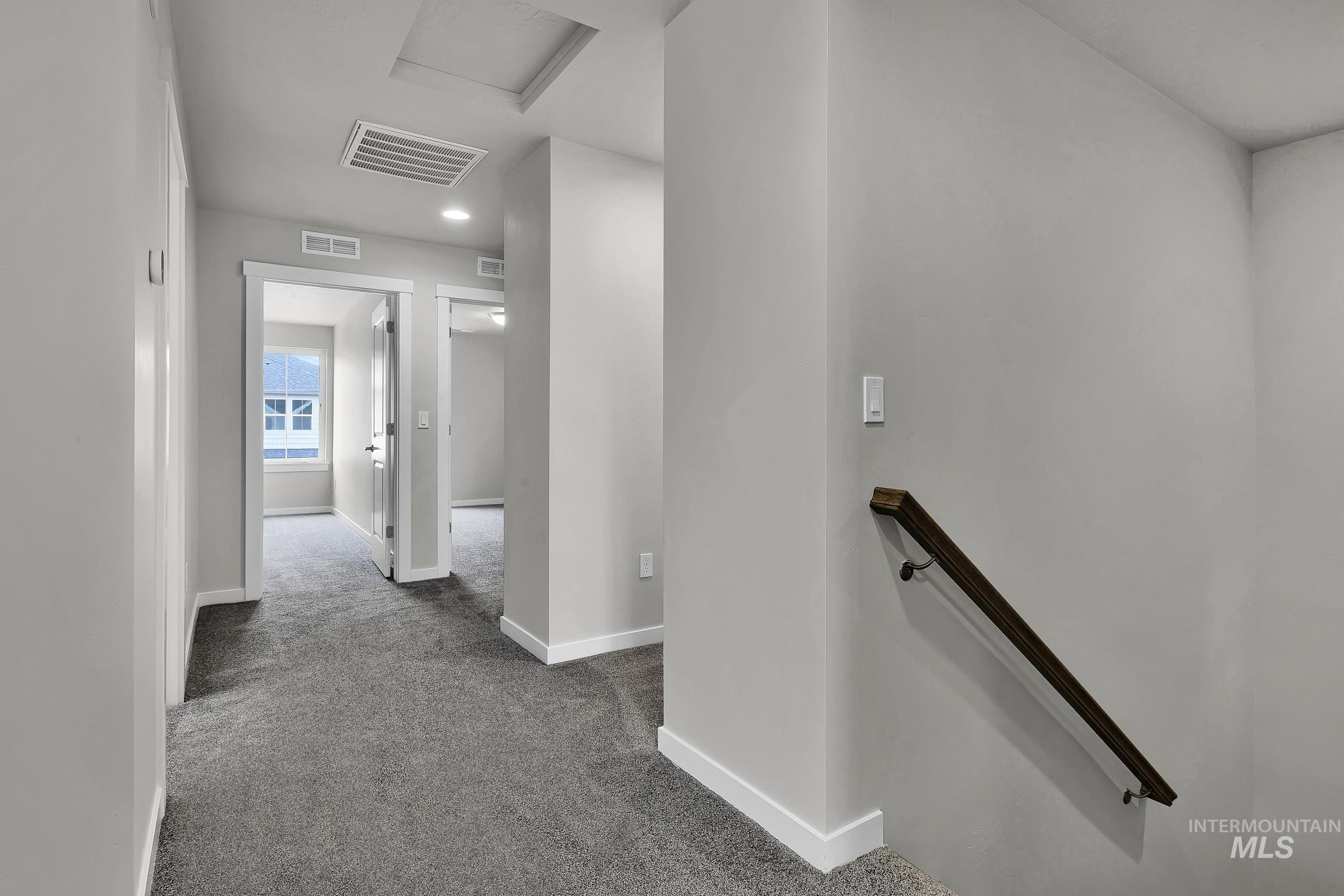 property viewer photo 12