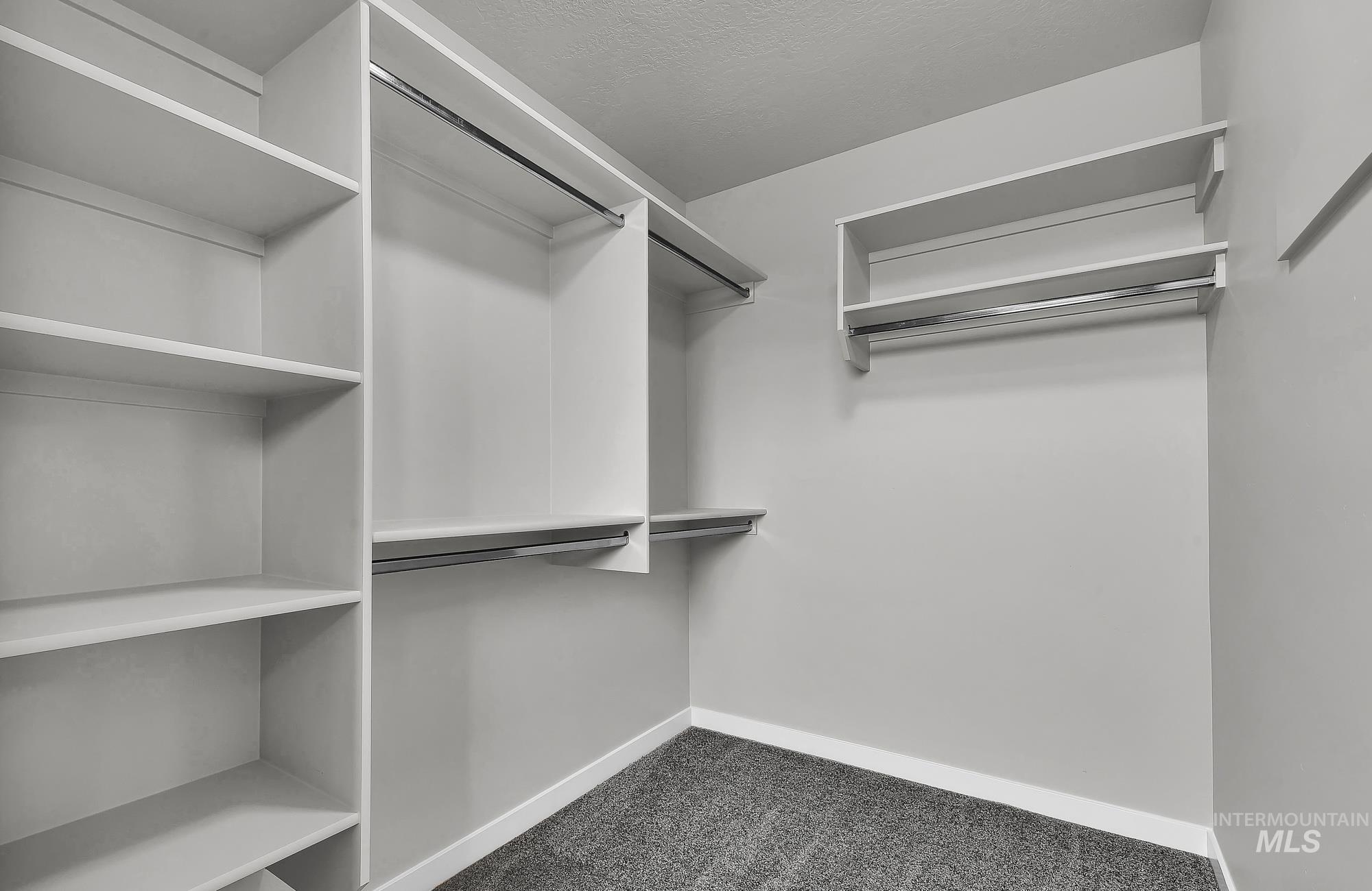 property viewer photo 16