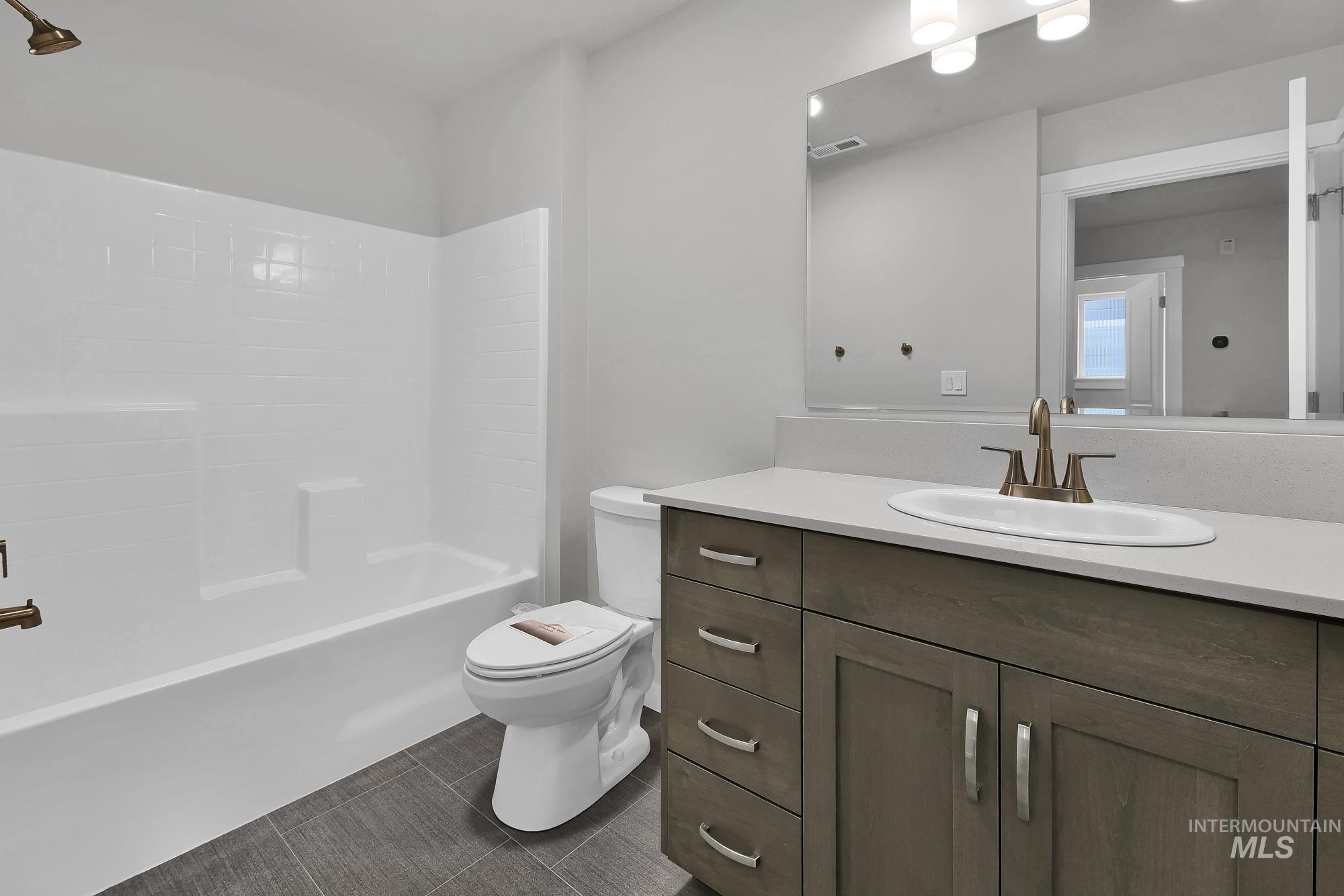 property viewer photo 18