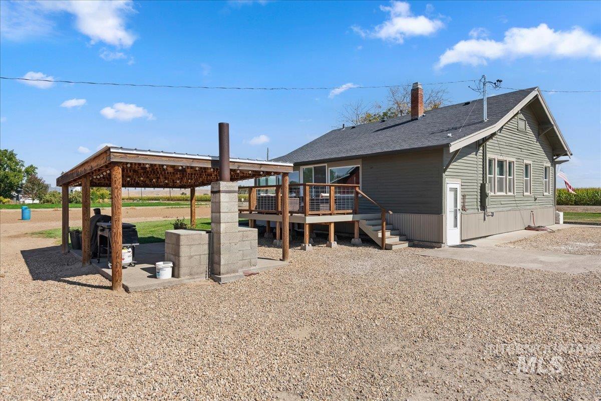 main property photo 23