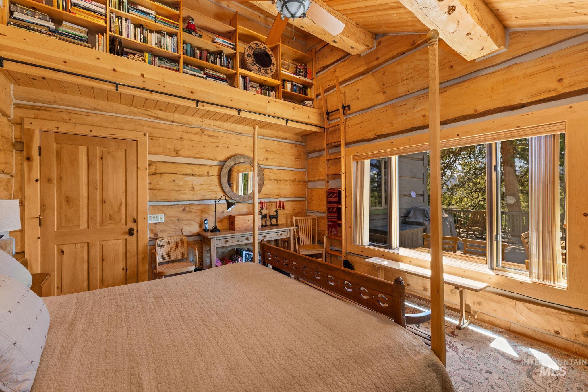 main property photo 20