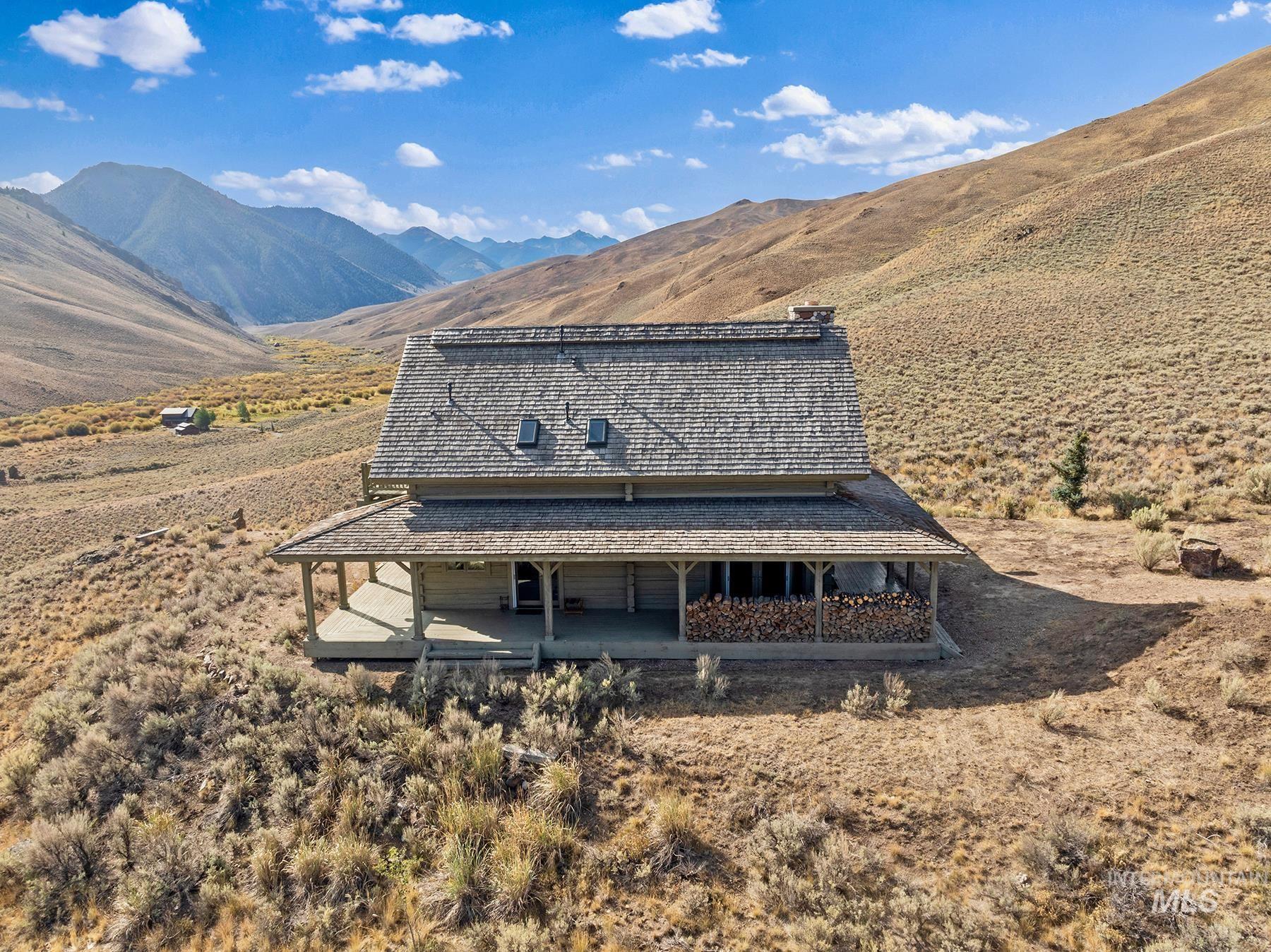 main property photo 40