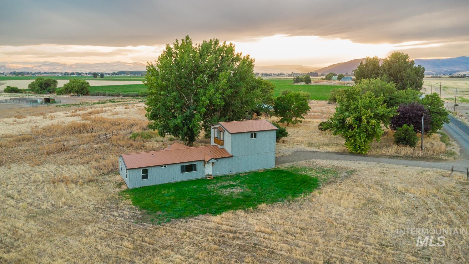 main property photo 21