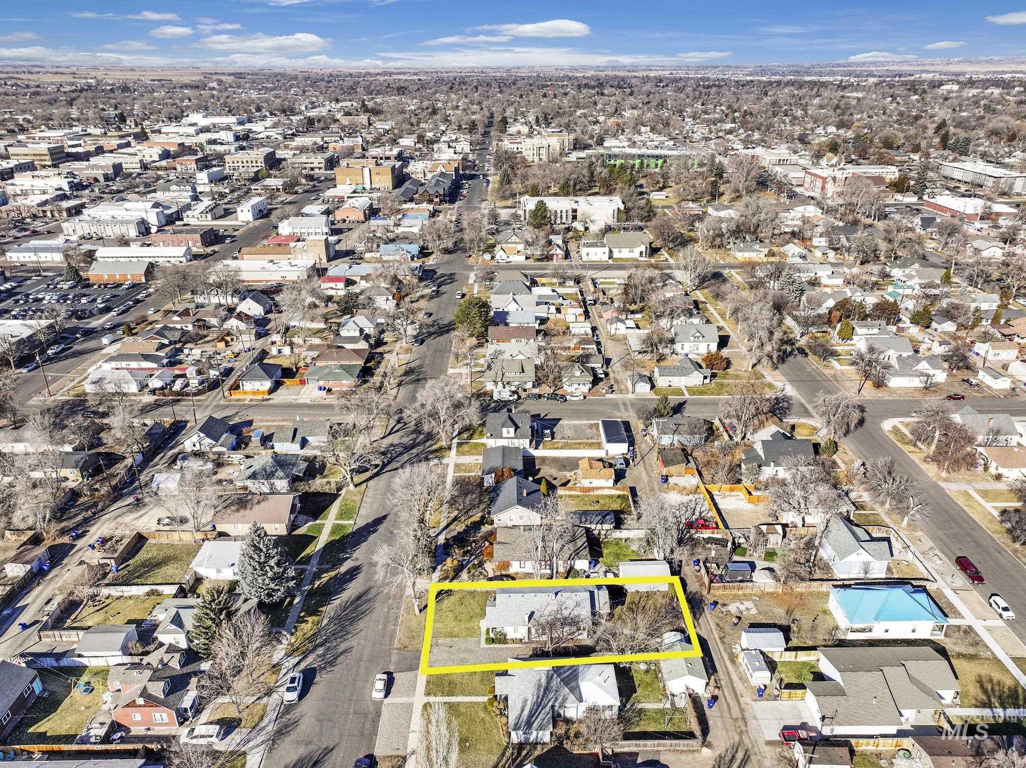 main property photo 41