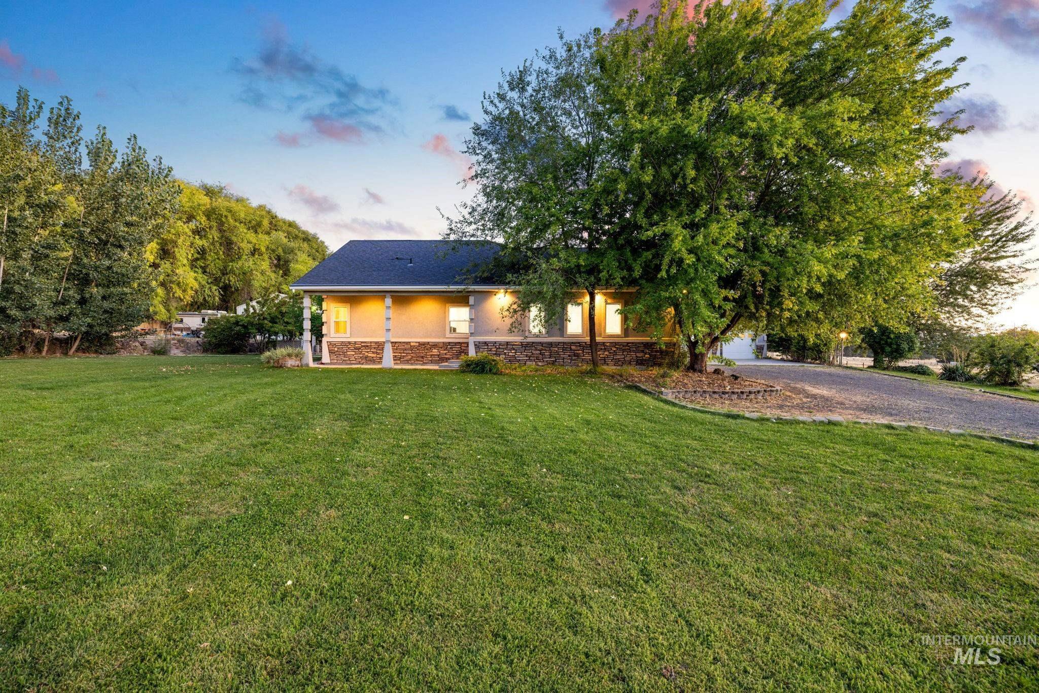 main property photo 4