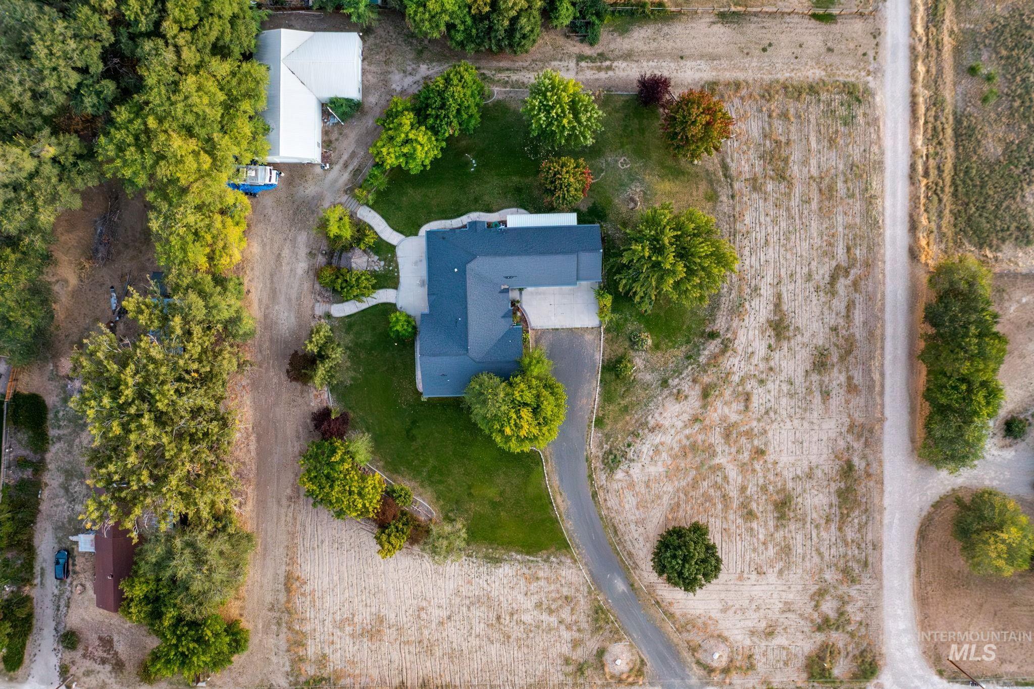 main property photo 44