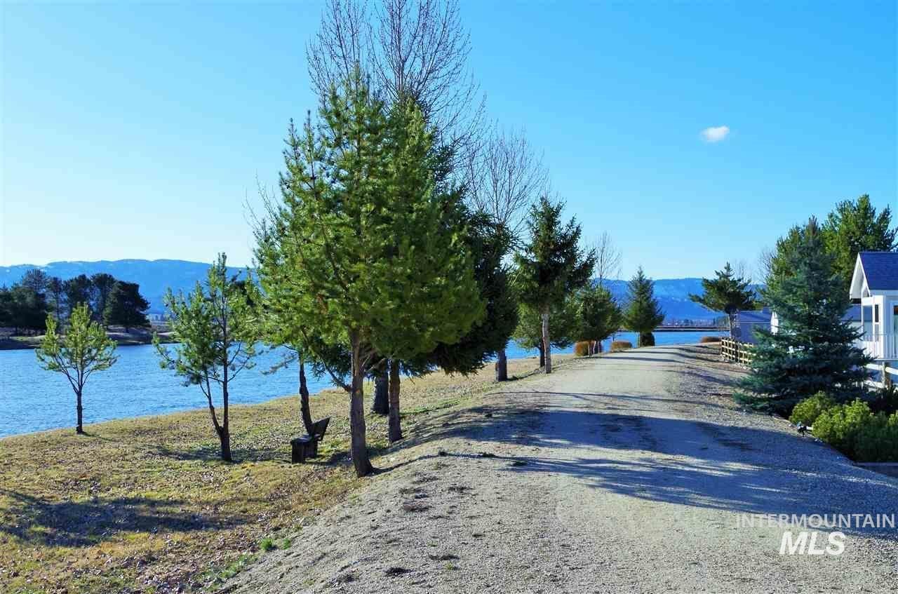 main property photo 21
