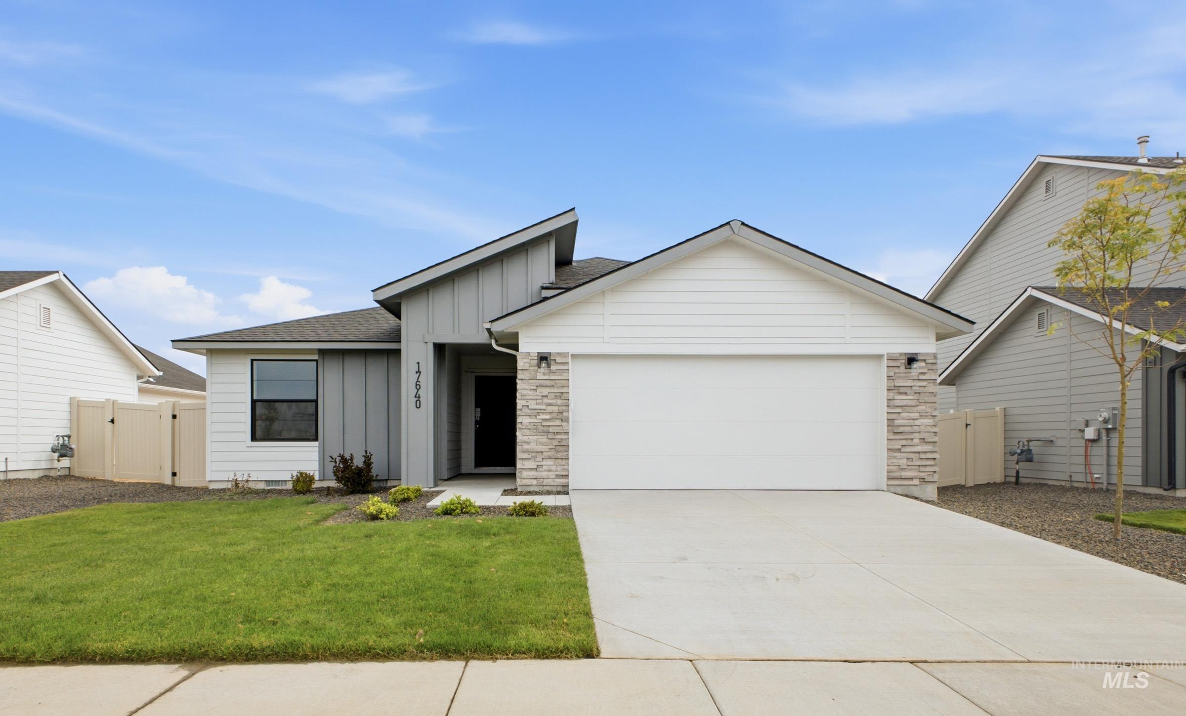 main property photo 0