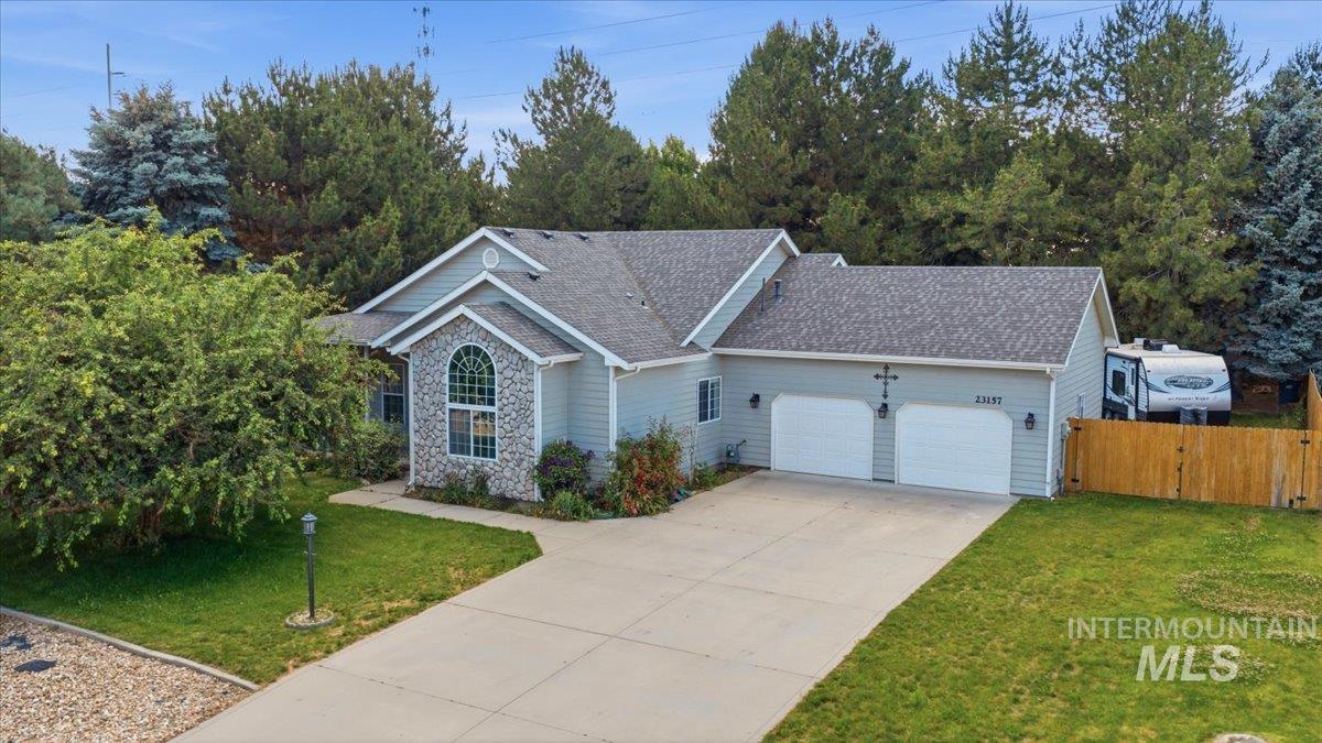 main property photo 0