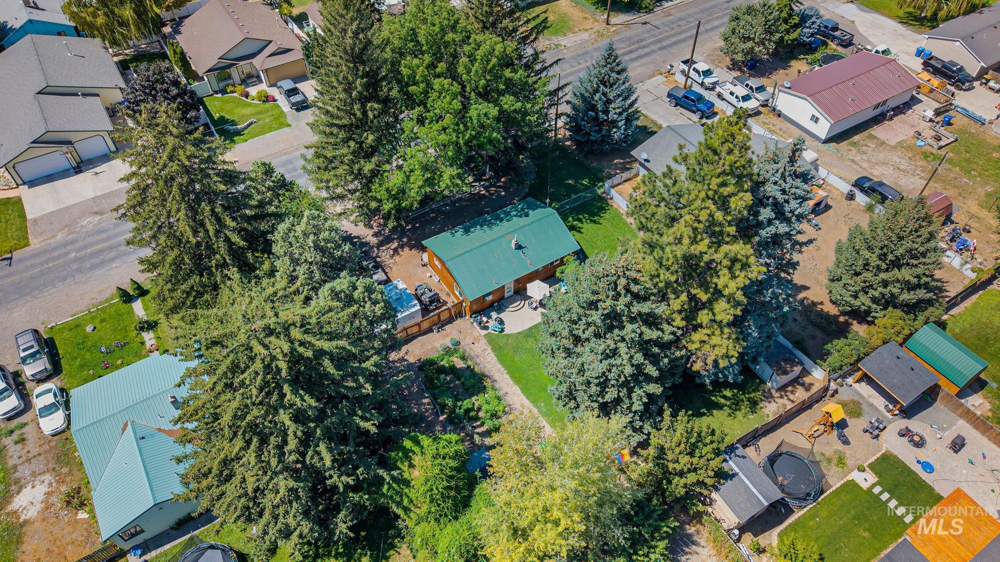 main property photo 44