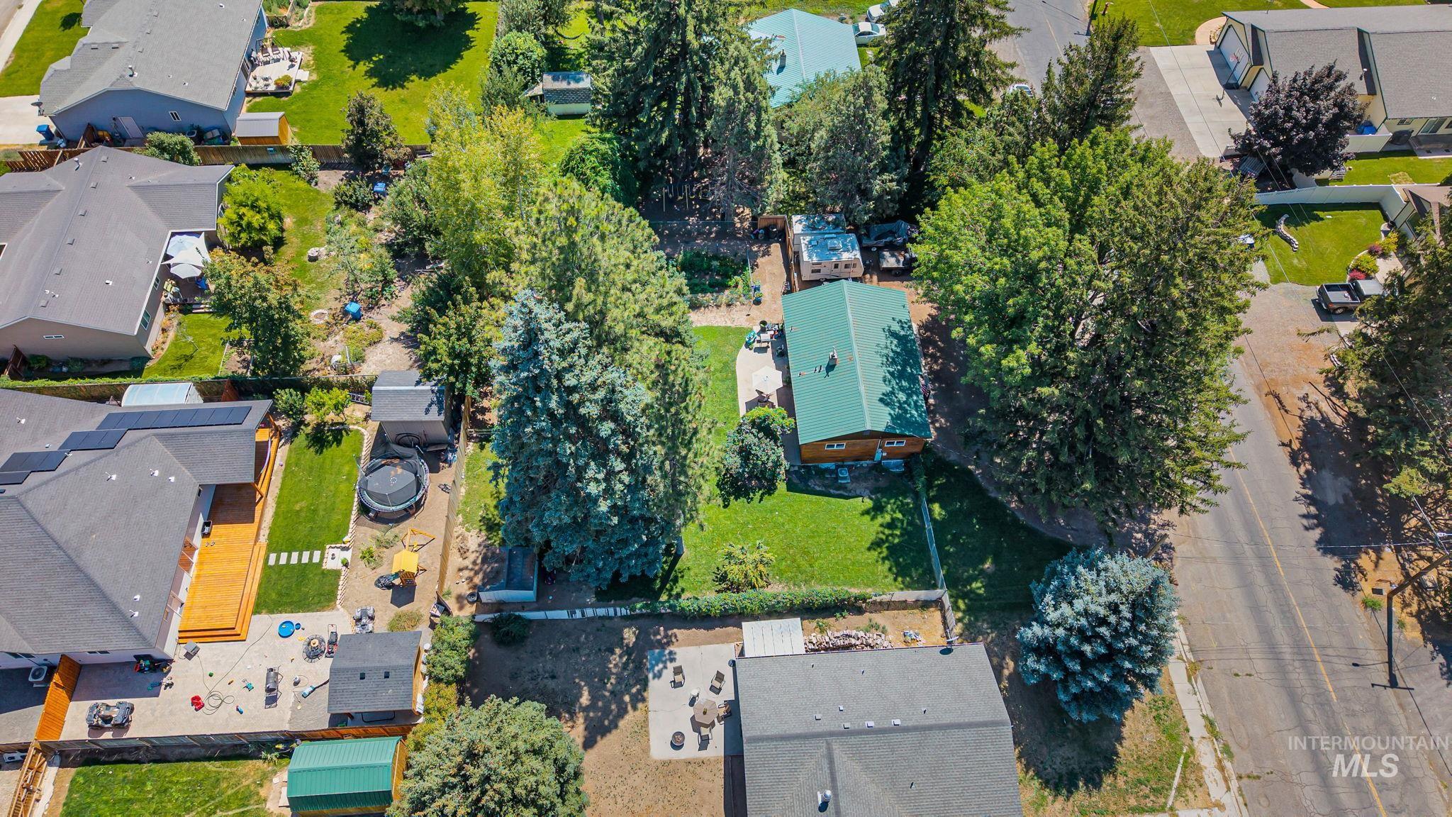 main property photo 46
