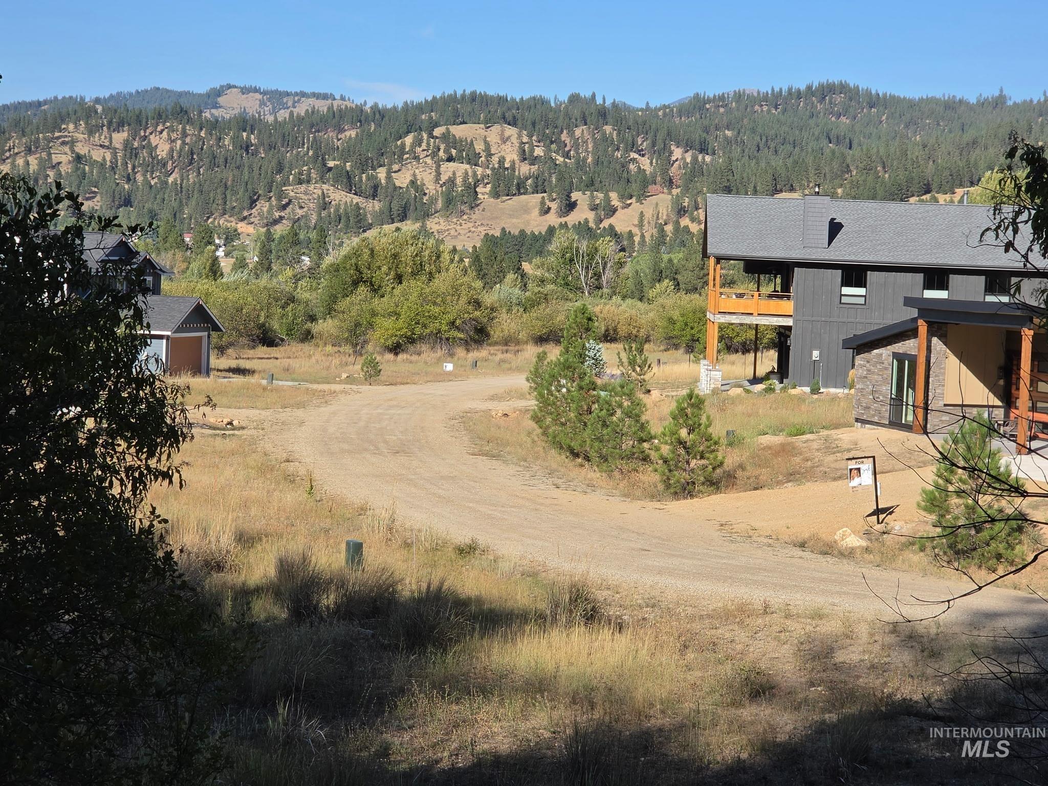 main property photo 21