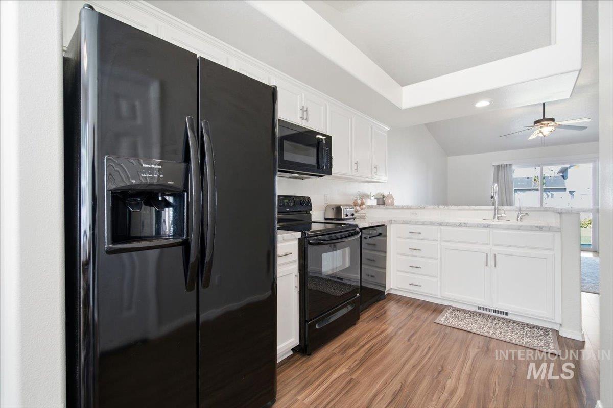 property viewer photo 10