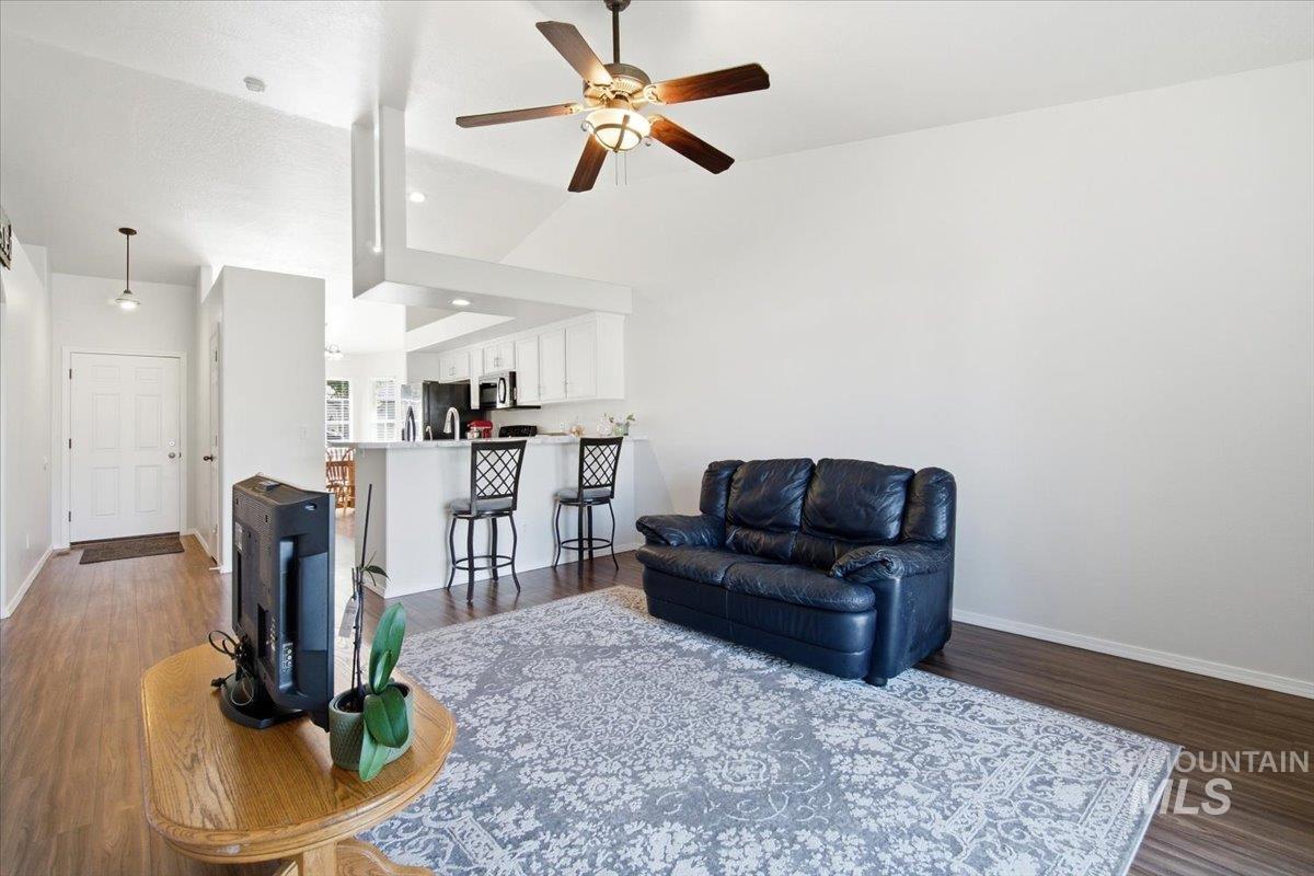 property viewer photo 17