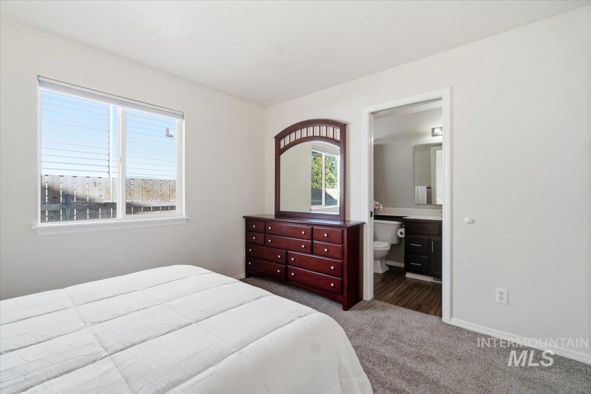 property viewer photo 20