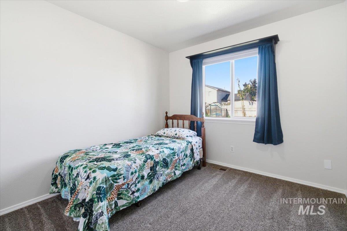 property viewer photo 25