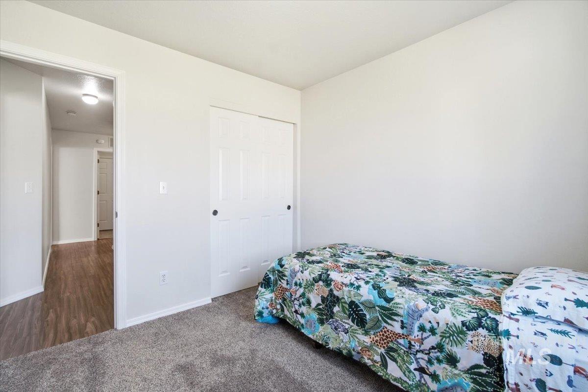 property viewer photo 26