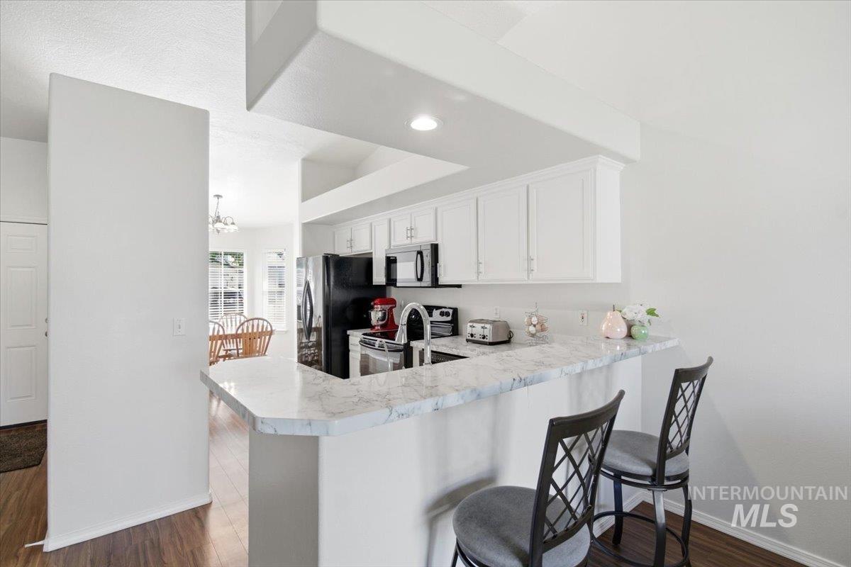 property viewer photo 6