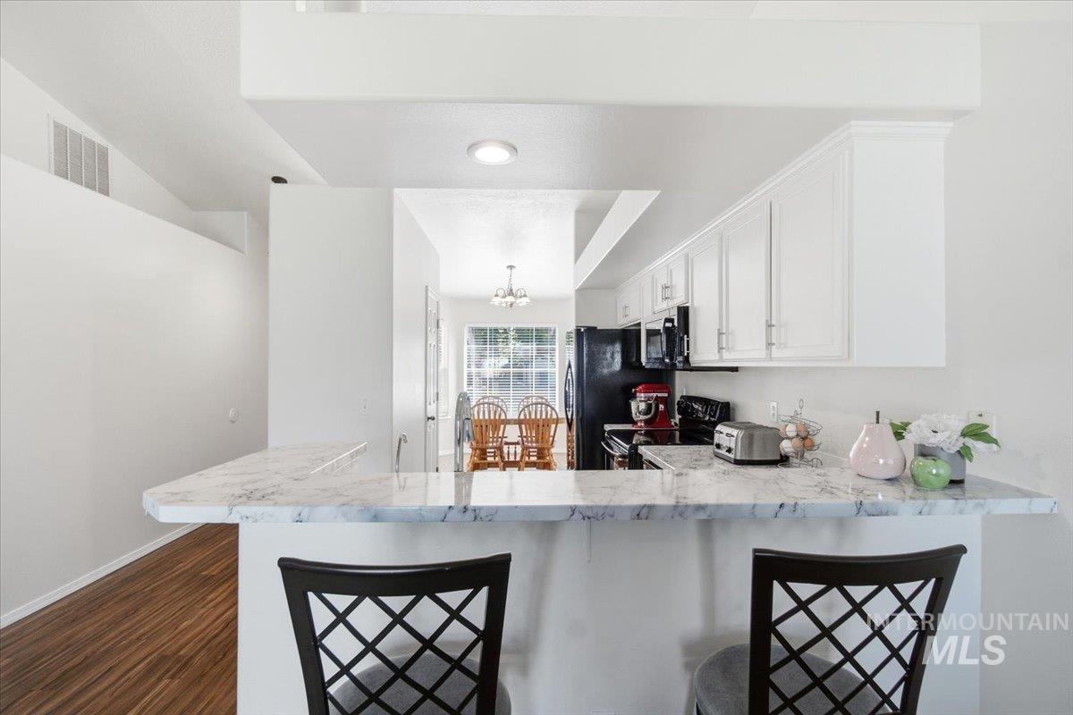 property viewer photo 7