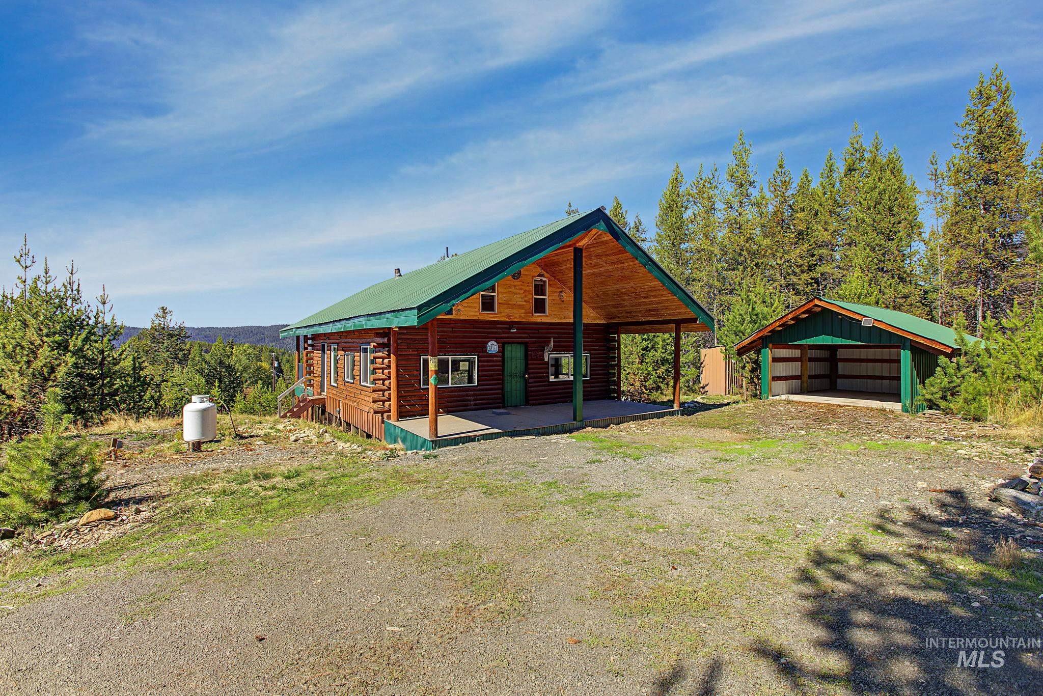 main property photo 32